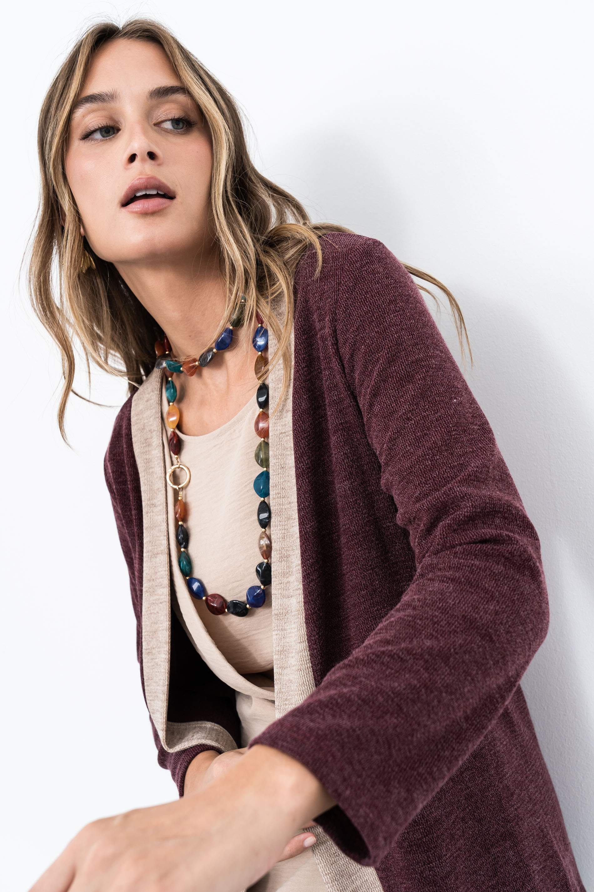 CHAQUETA PUNTO TEXTURA BICOLOR BURDEOS