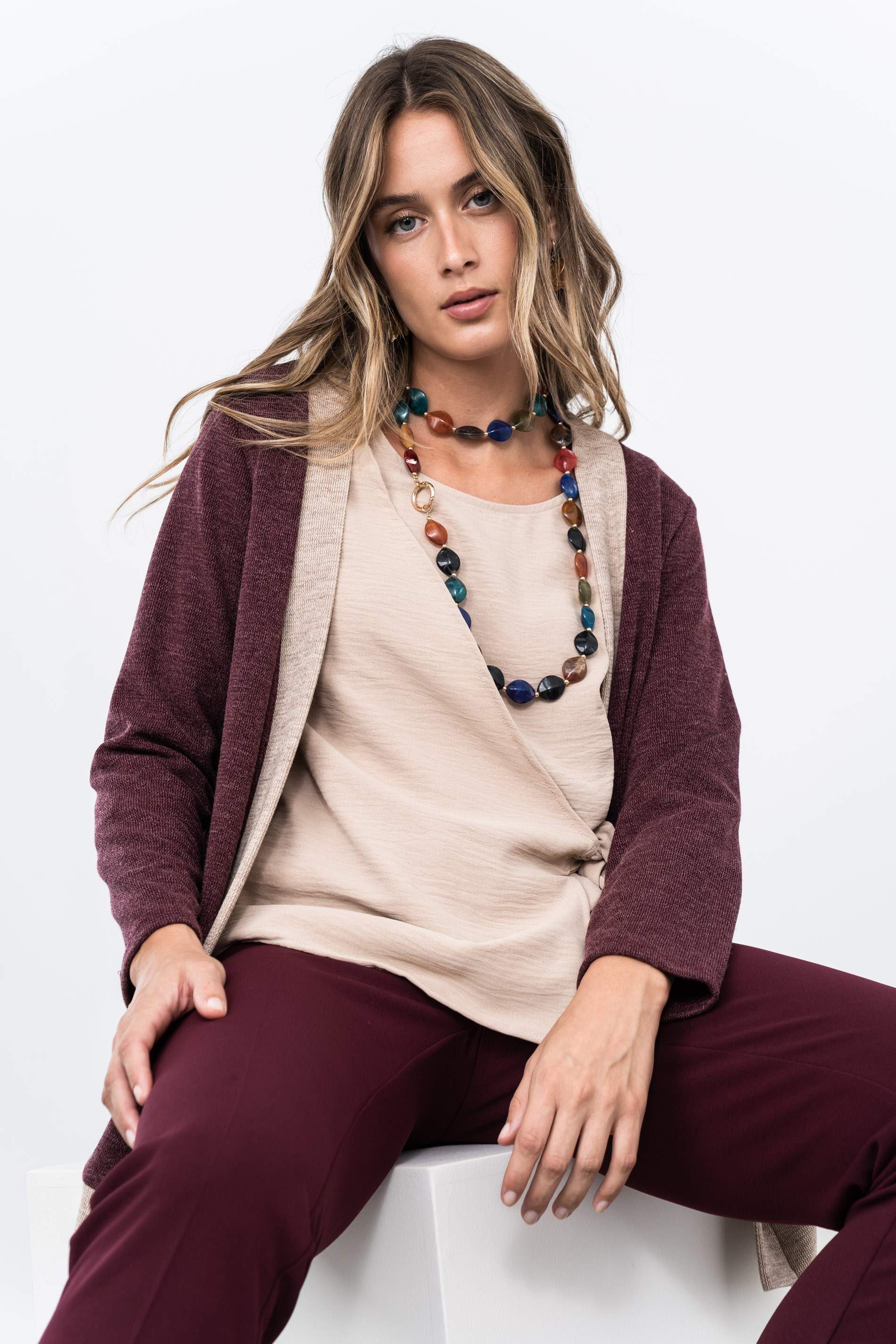 CHAQUETA PUNTO TEXTURA BICOLOR BURDEOS