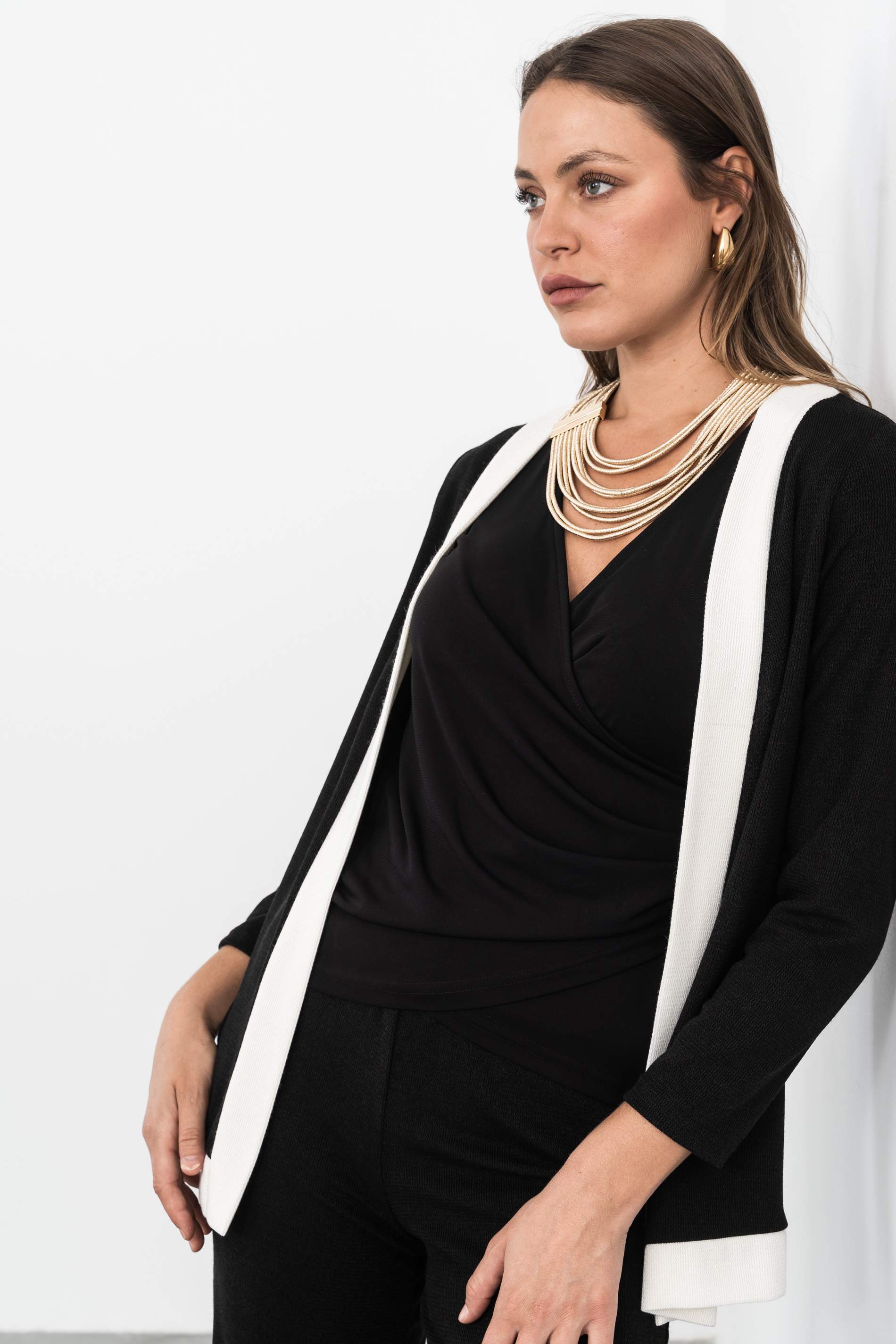 CHAQUETA PUNTO TEXTURA BICOLOR NEGRO