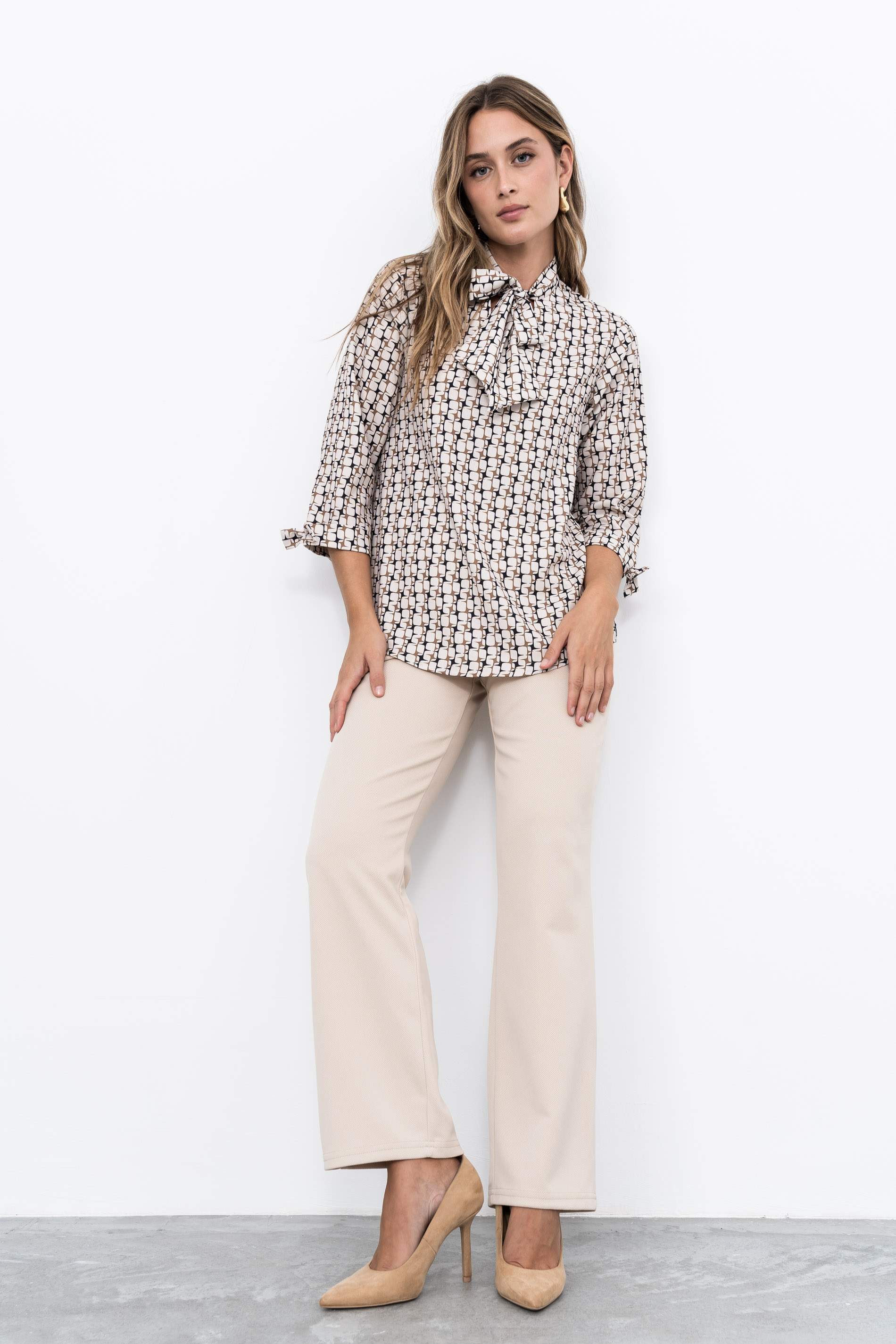 BLUSA GEOMÉTRICOS LAZADA