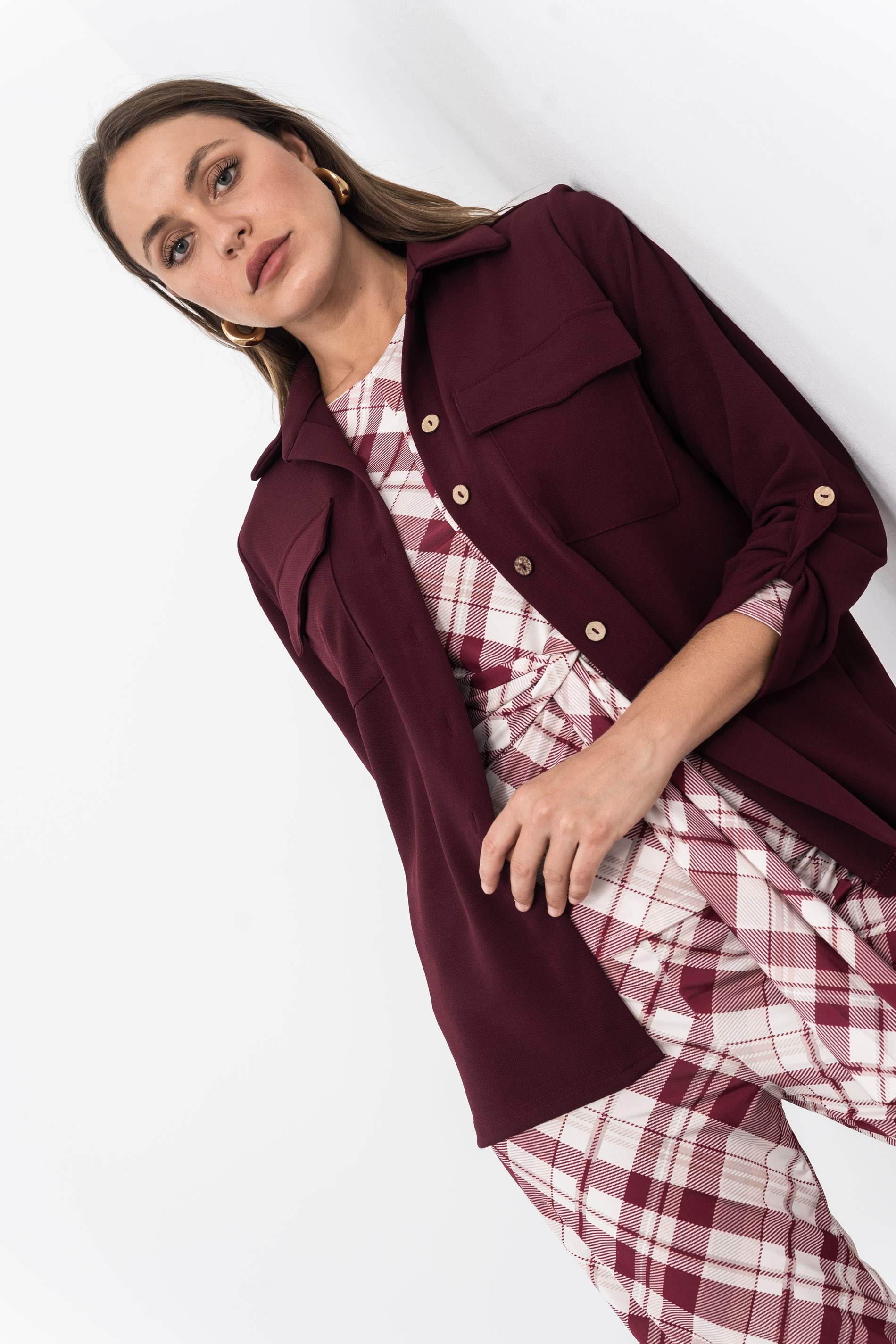 SOBRECAMISA BOLSILLOS GRANATE