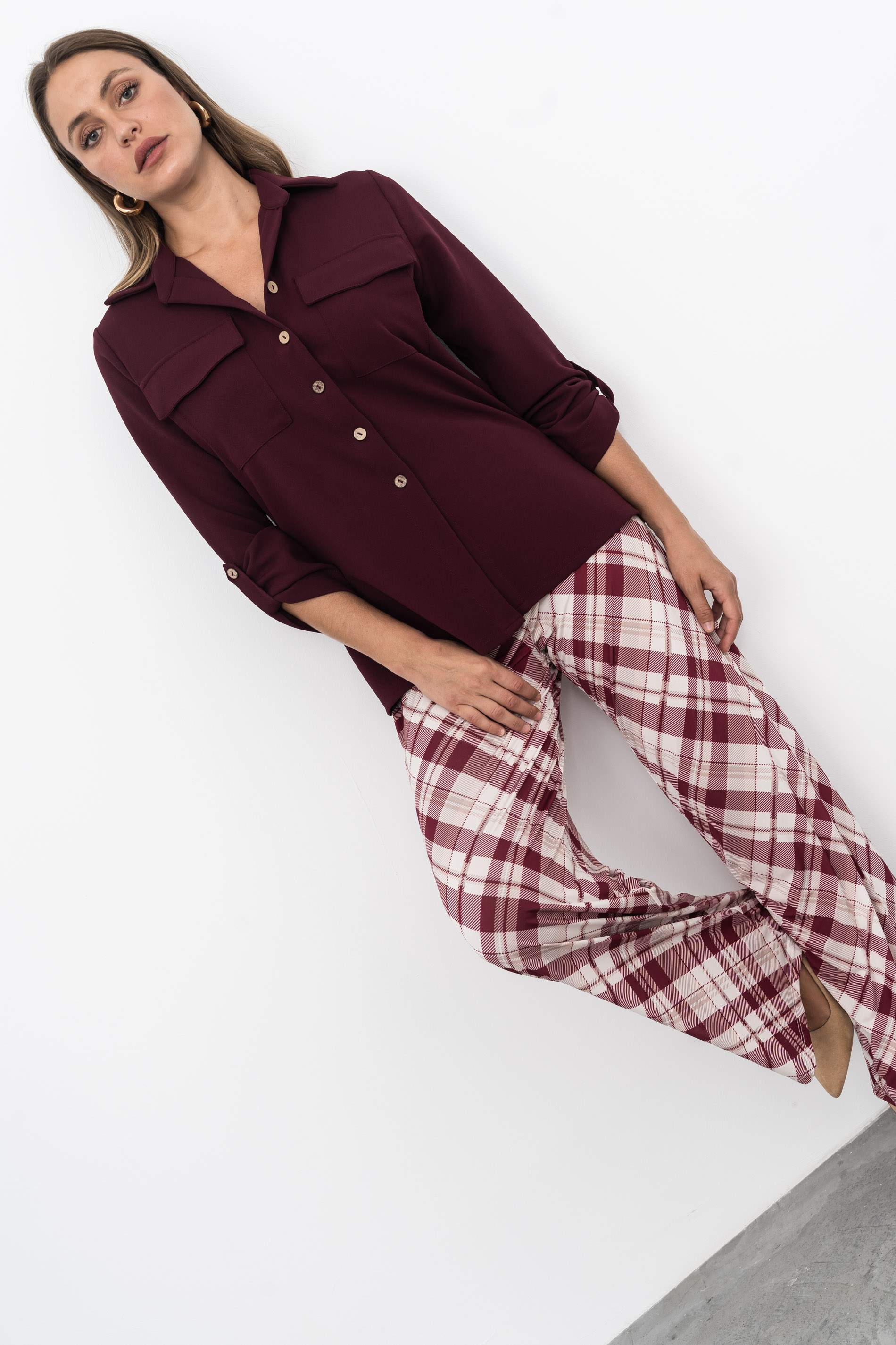 SOBRECAMISA BOLSILLOS GRANATE