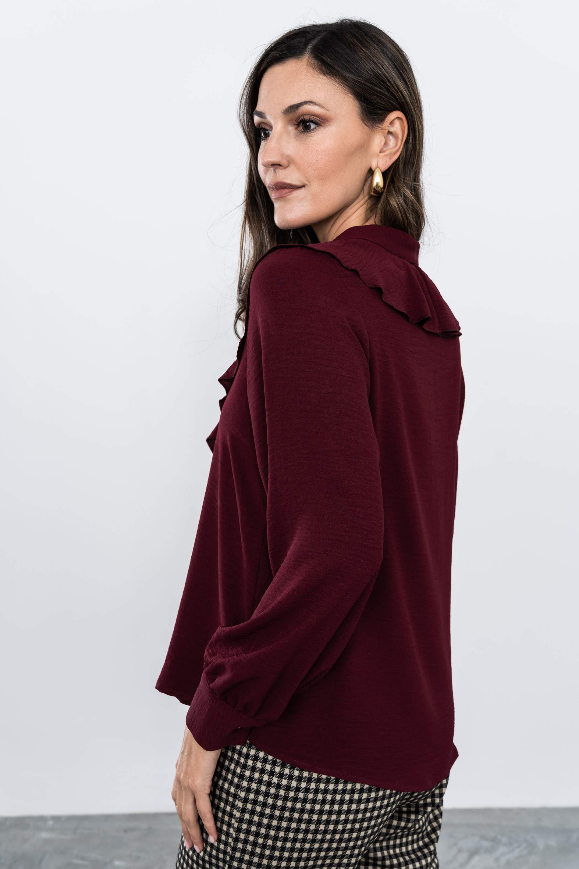 BLUSA VOLANTE MANGA LARGA GRANATE