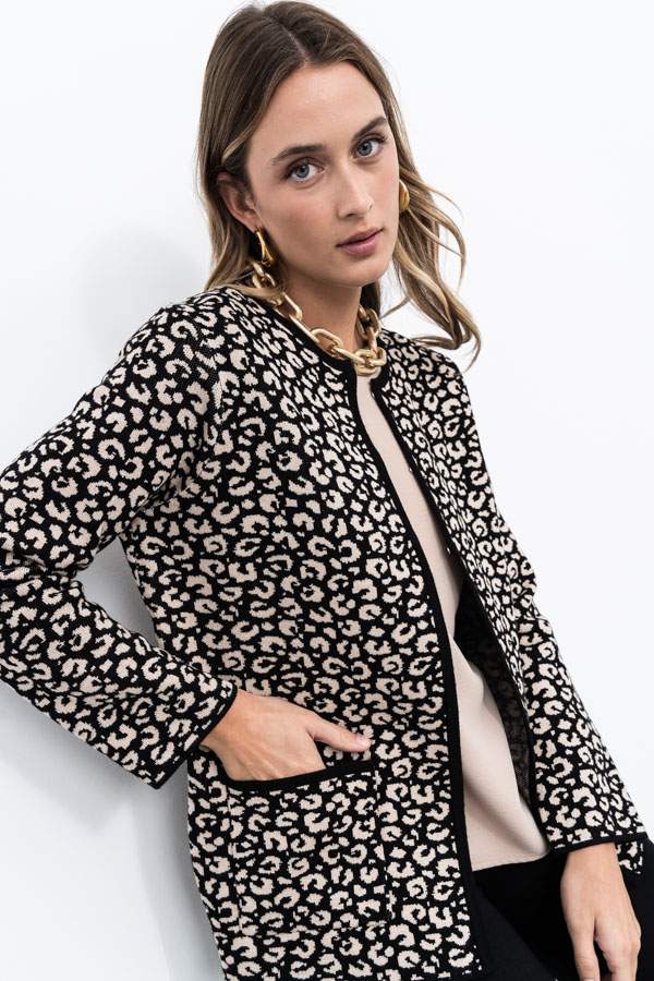 CHAQUETA MANCHAS NEGRO