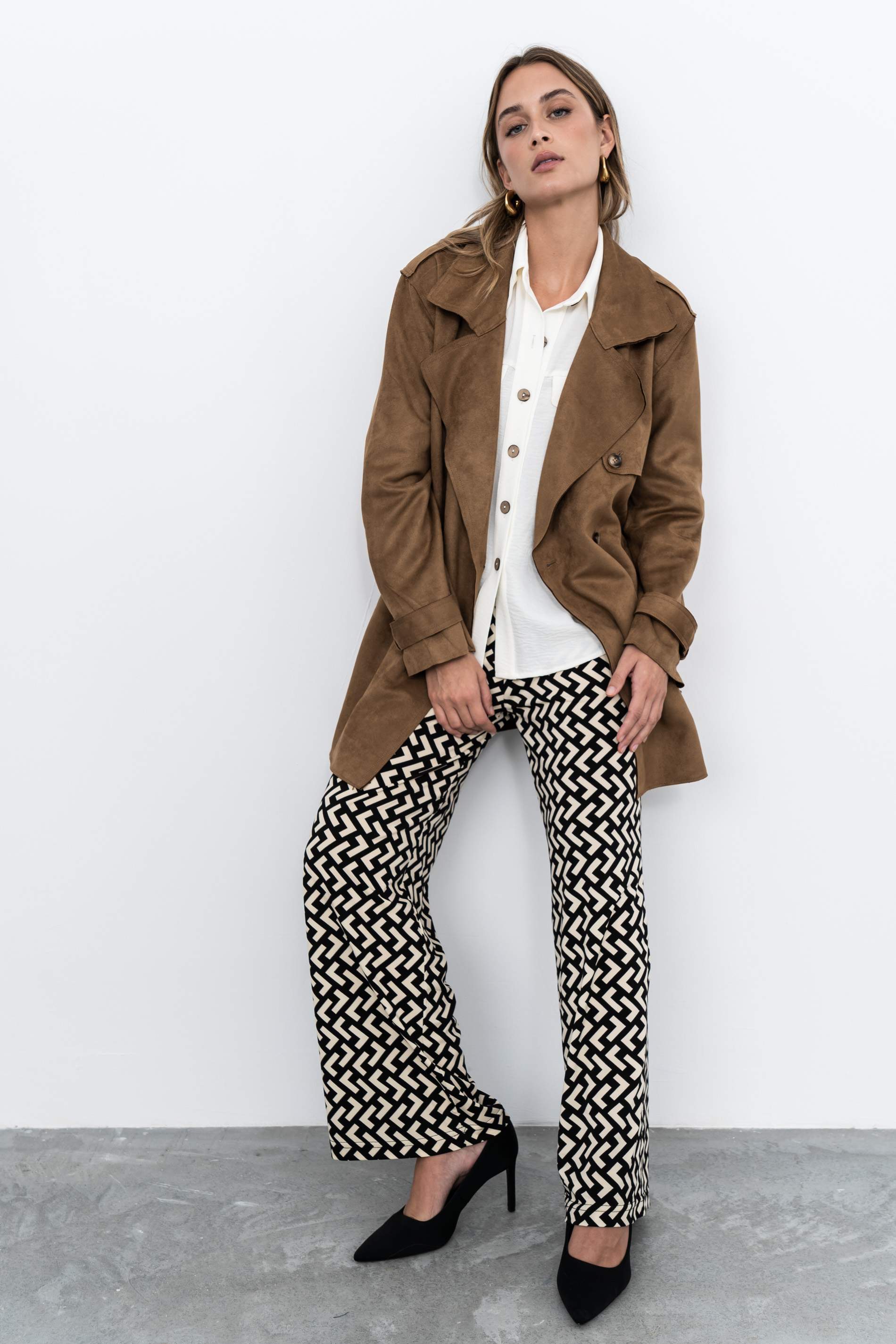 GABARDINA CORTA EFECTO ANTE CAMEL