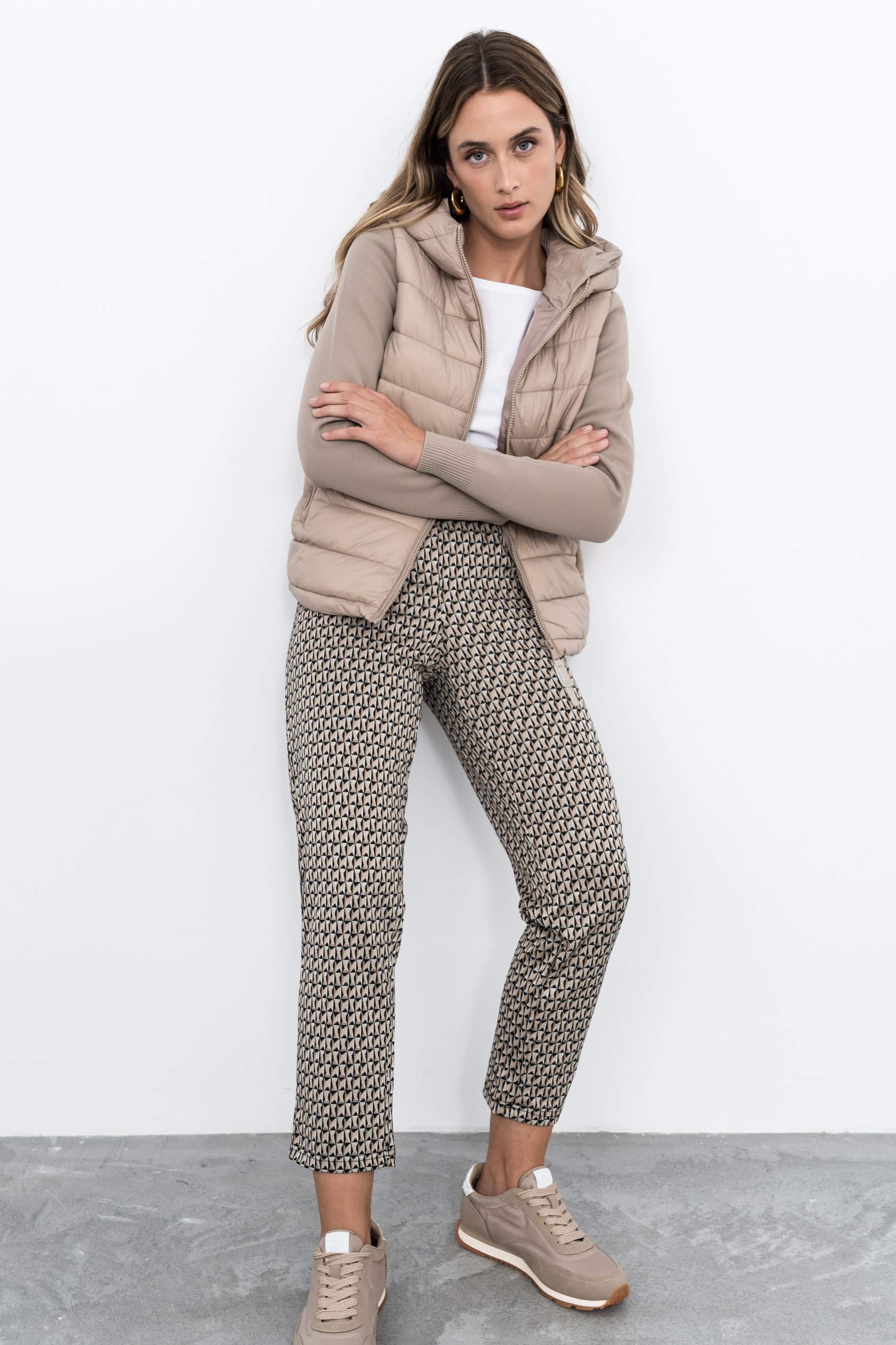 PANTALÓN JACQUARD GEOMÉTRICO