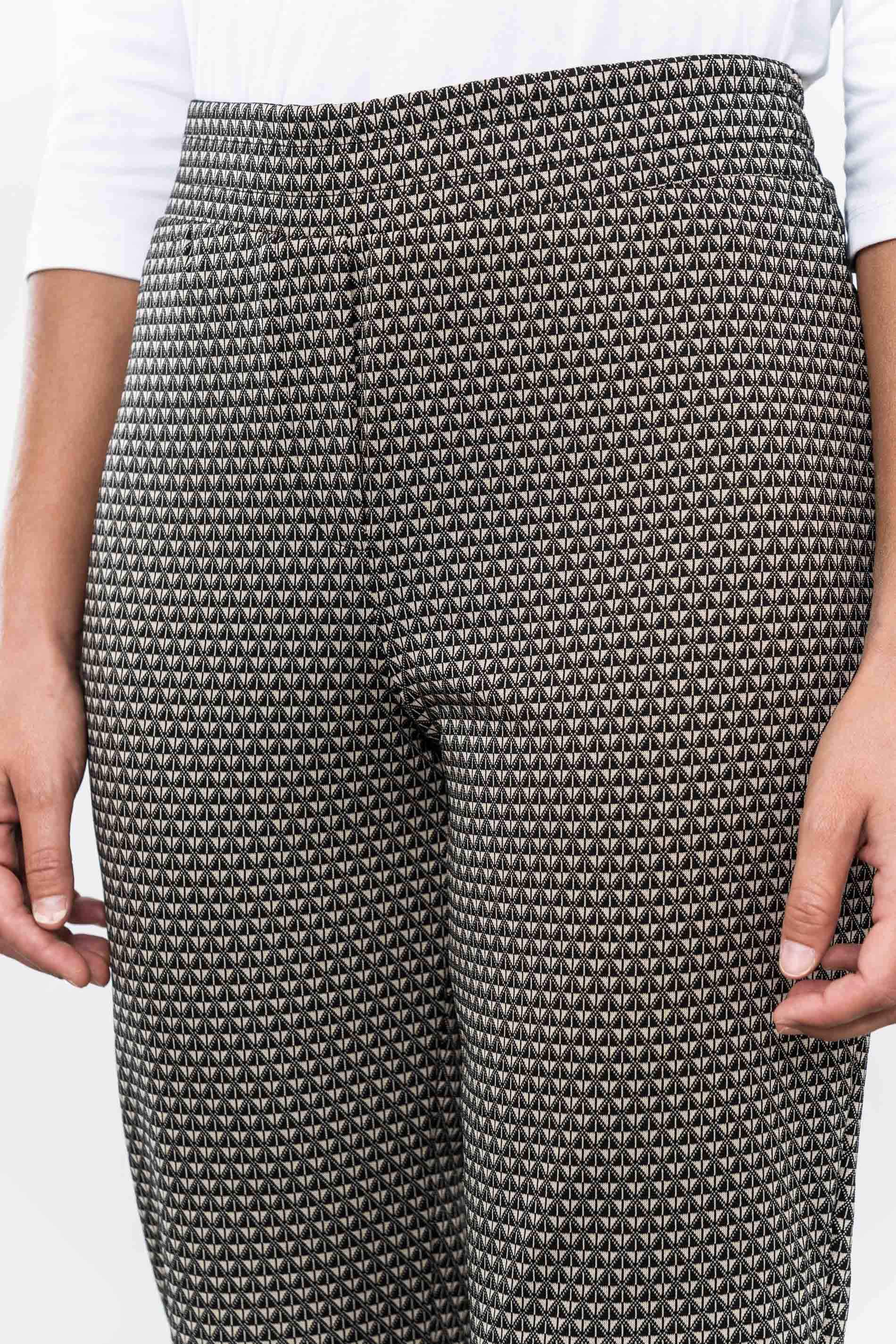 PANTALÓN JACQUARD ROMBOS