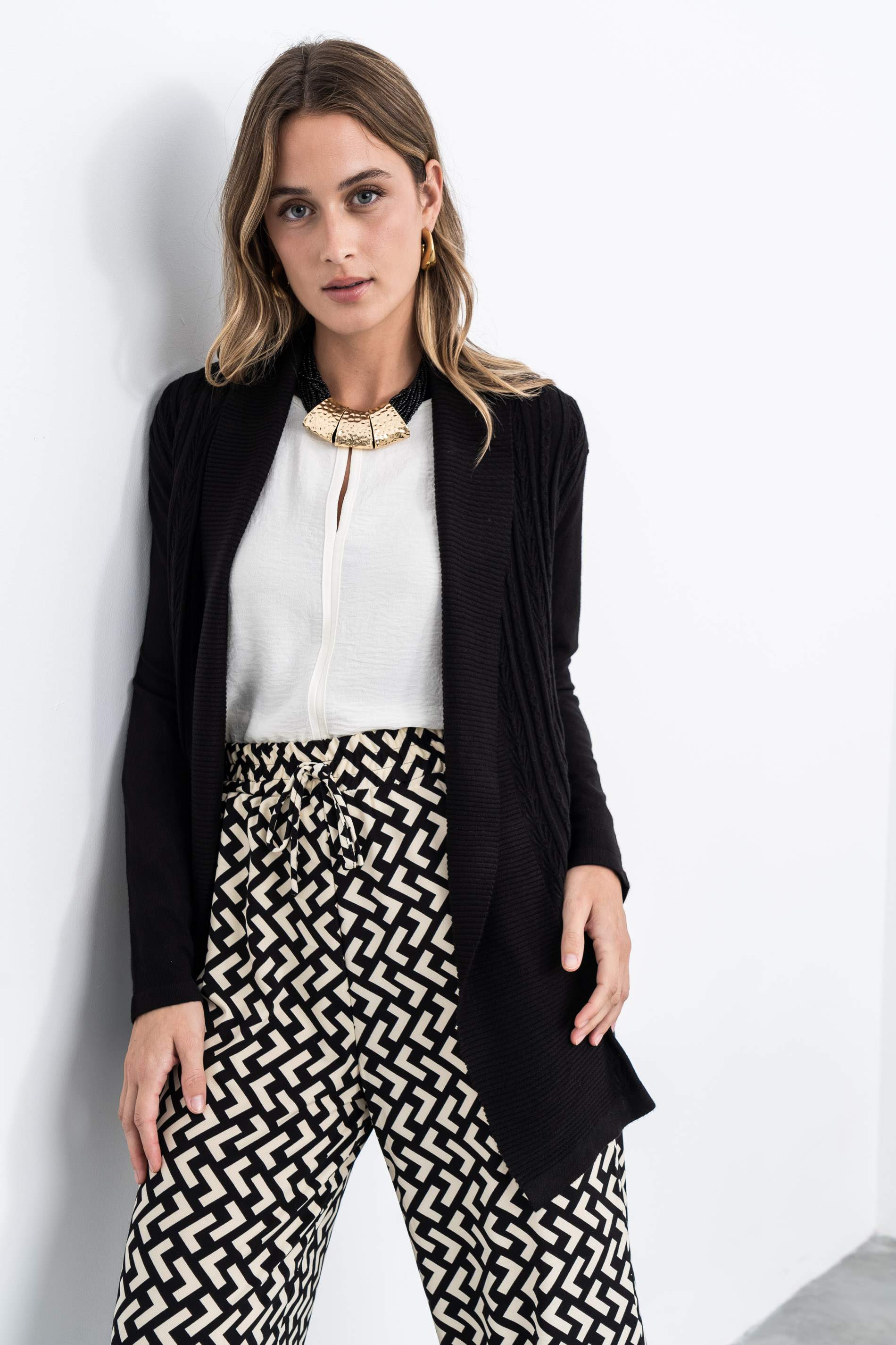 CHAQUETA OCHOS DELANTEROS NEGRO