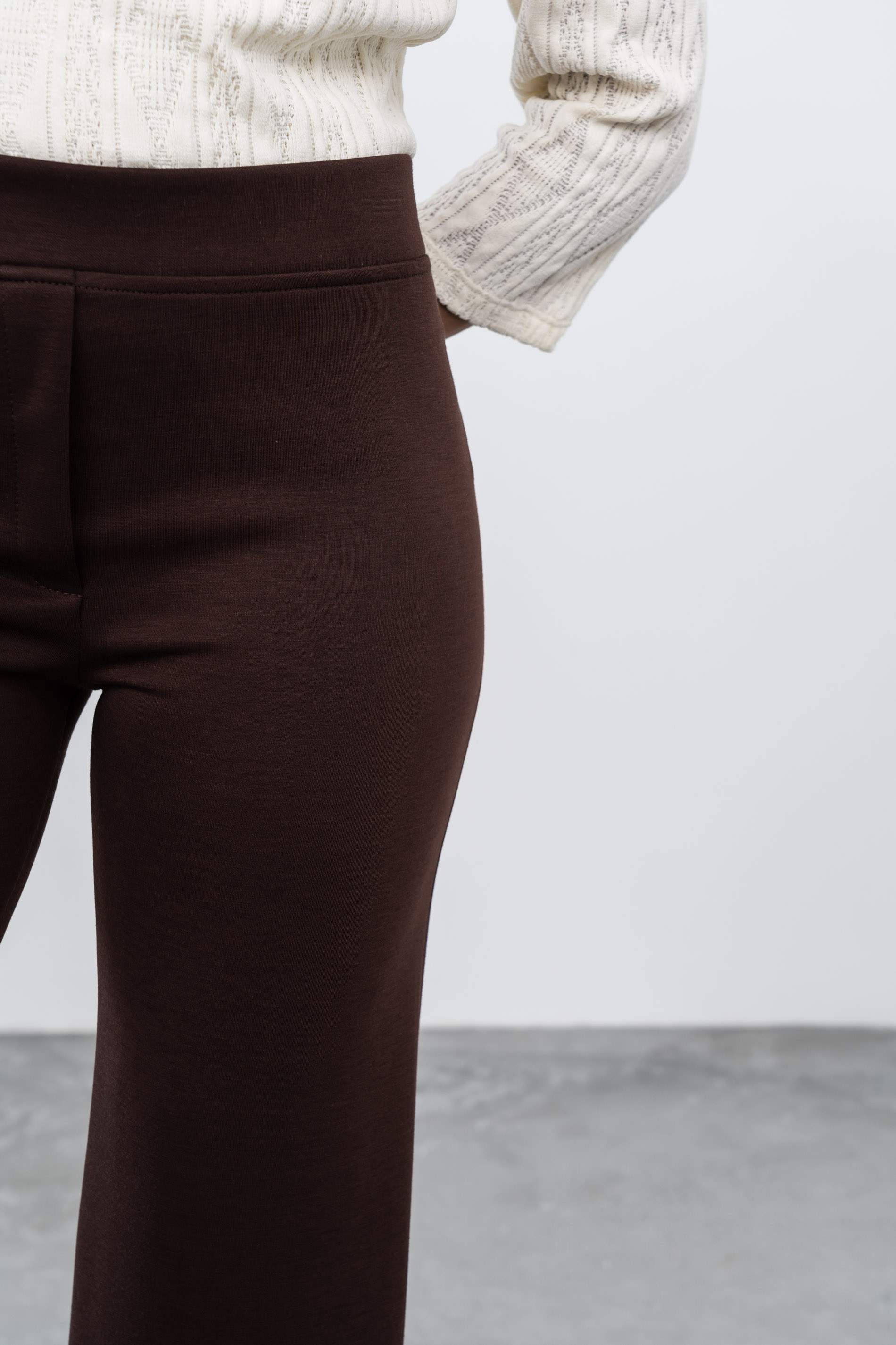 PANTALÓN RECTO CHOCOLATE