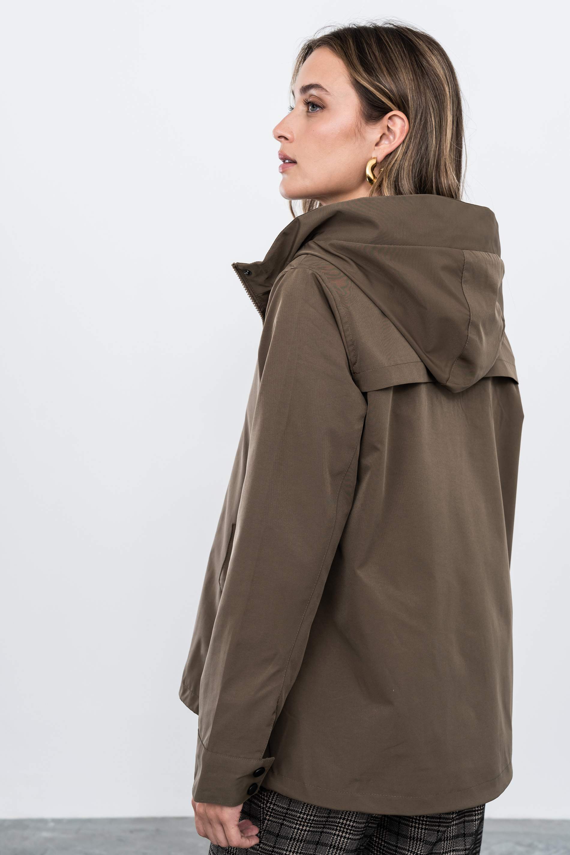 CORTAVIENTOS EVASÉ CREMALLERA TAUPE