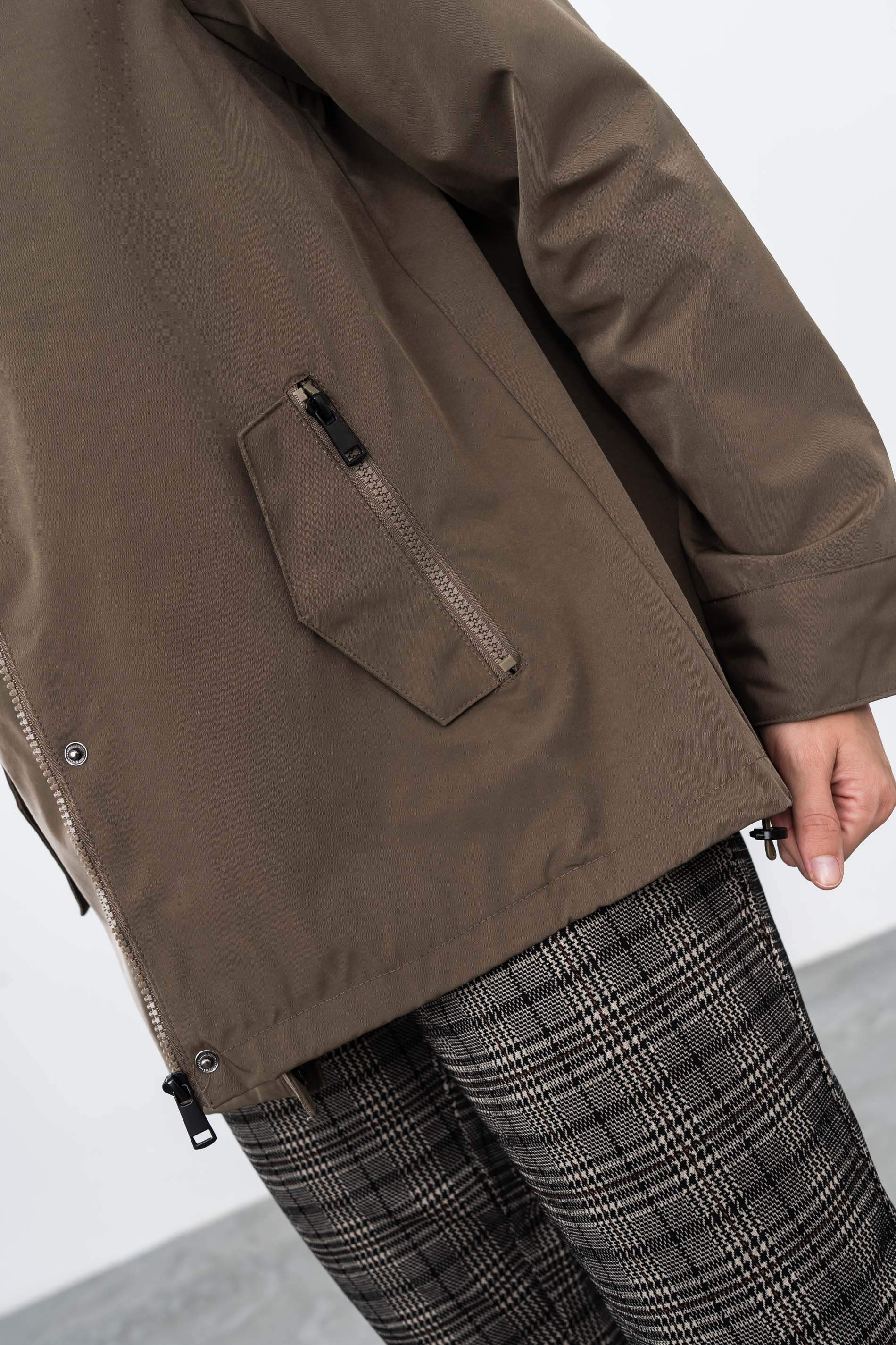 CORTAVIENTOS EVASÉ CREMALLERA TAUPE