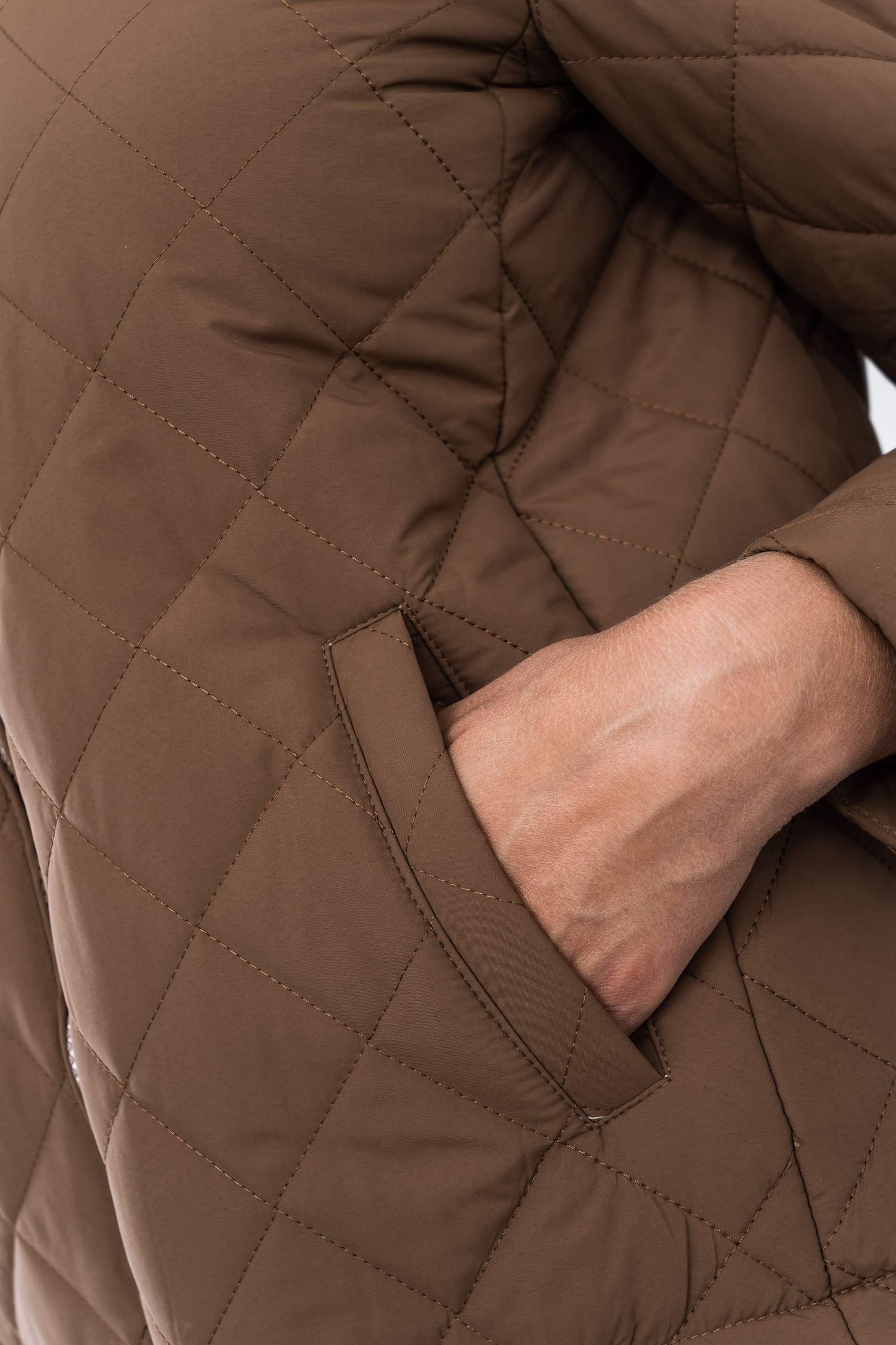 PARKA ROMBOS PESPUNTES MARRÓN