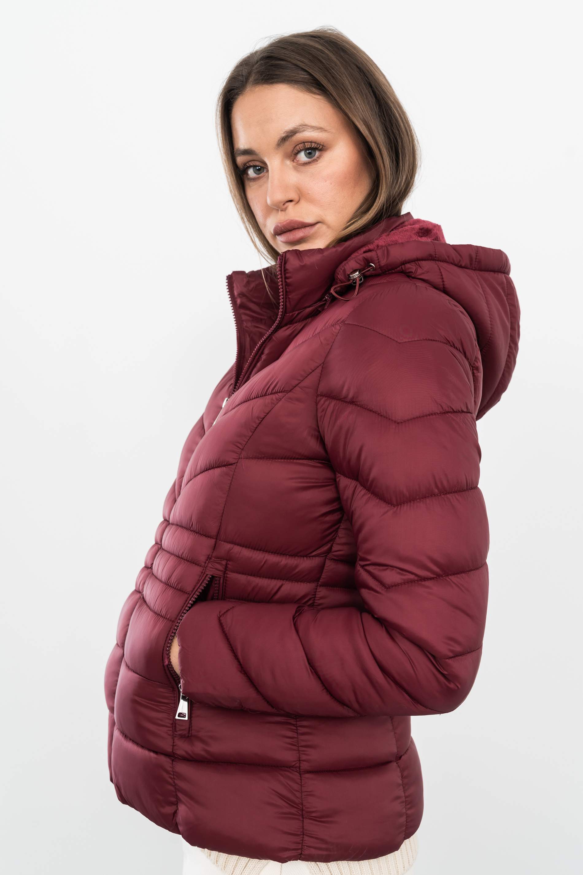 CHAQUETÓN PESPUNTES BURDEOS