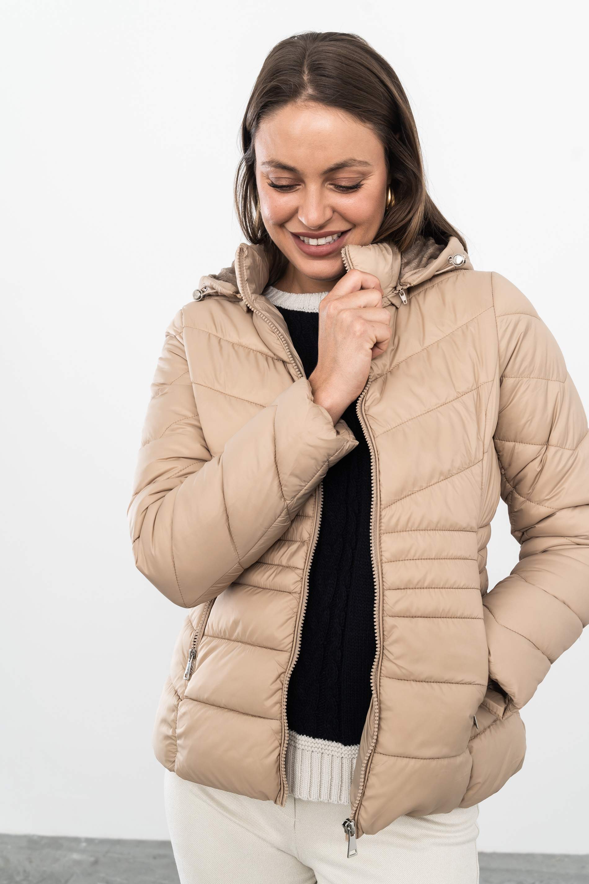 CHAQUETÓN PESPUNTES TOSTADO