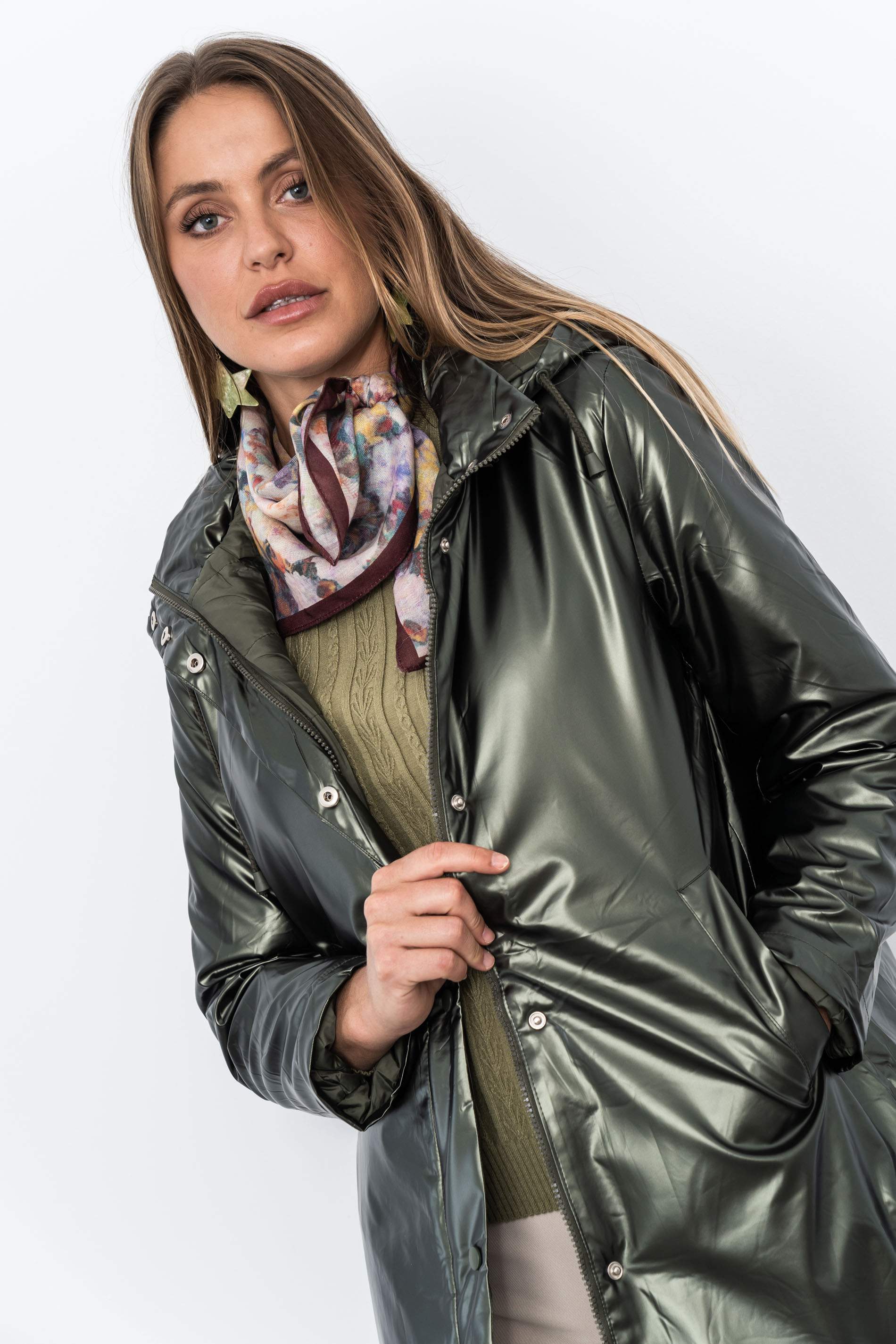 PARKA ACOLCHADA METALIZADA KAKI