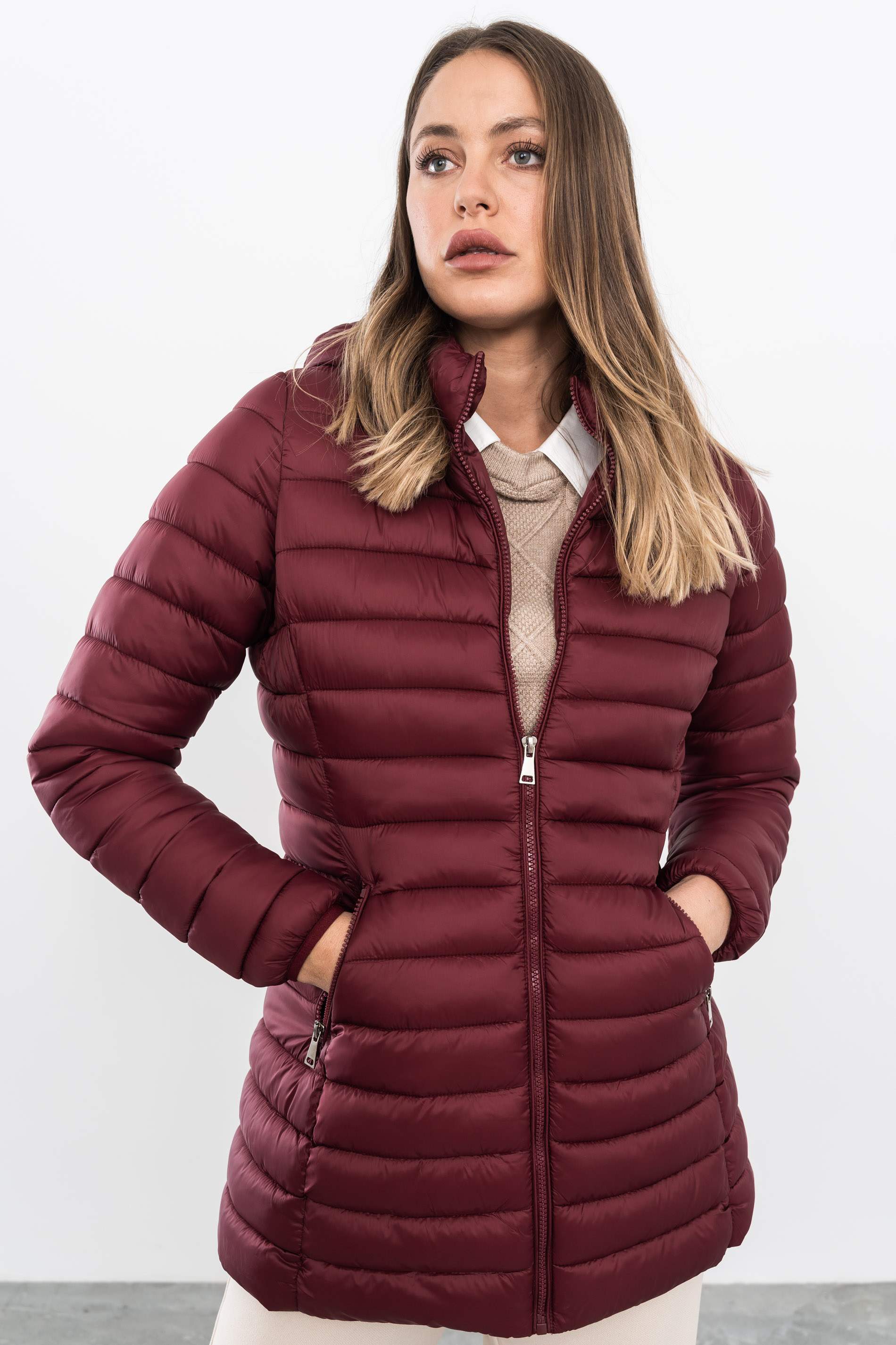 PARKA ACOLCHADA CAPUCHA
