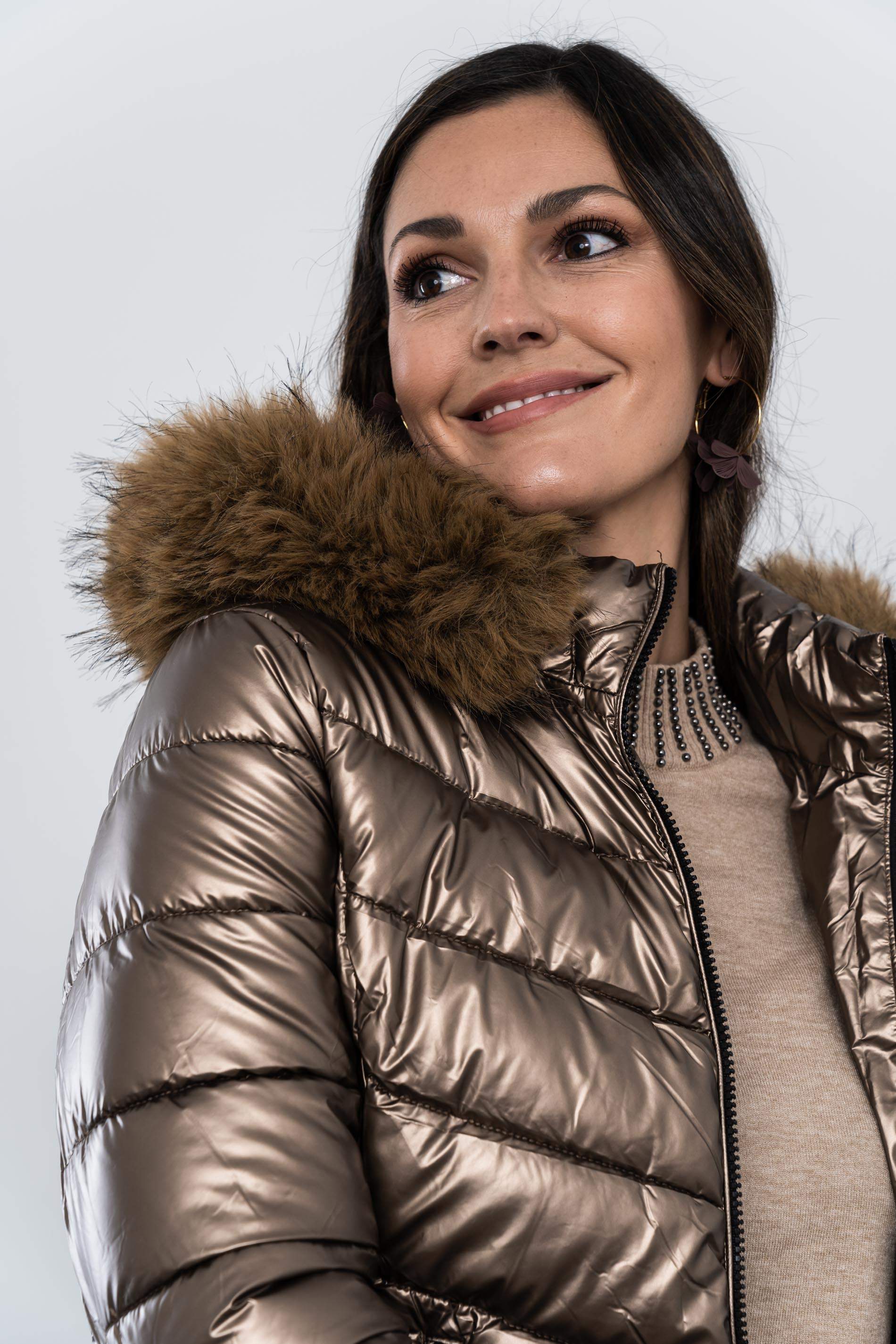 PARKA CAPUCHA PELO BRONCE