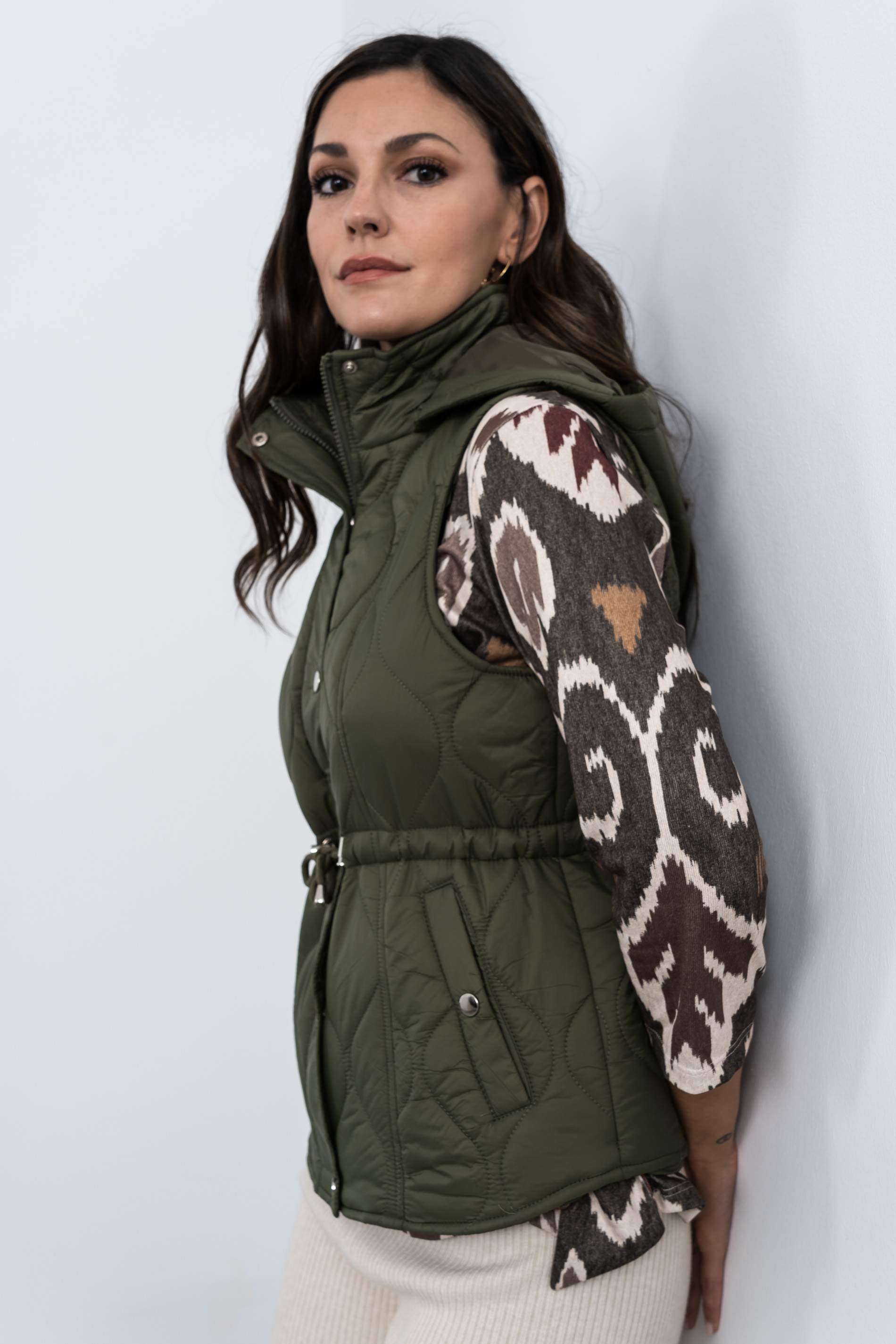 CHALECO PESPUNTES AJUSTABLE KAKI