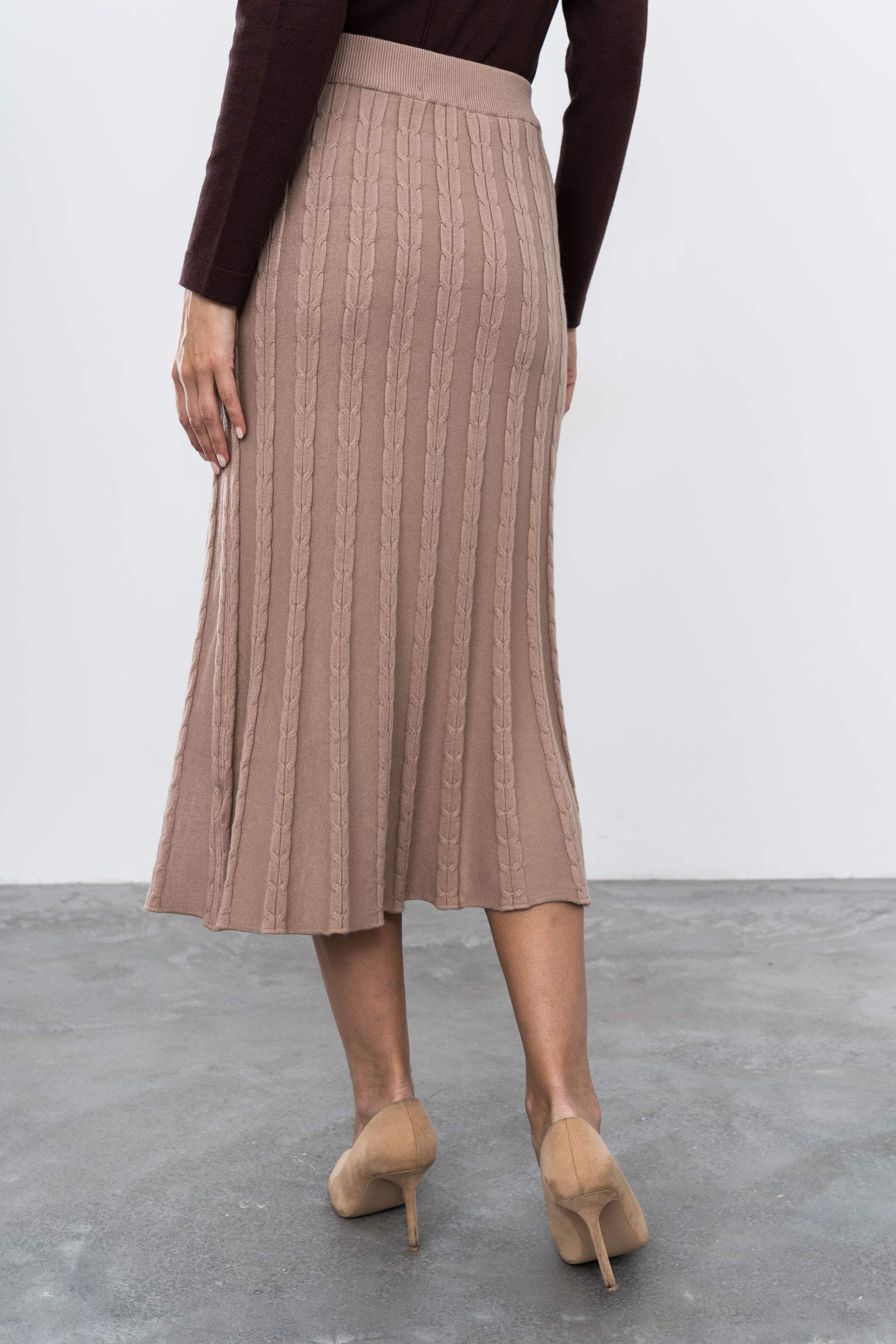 FALDA PUNTO OCHOS CAMEL