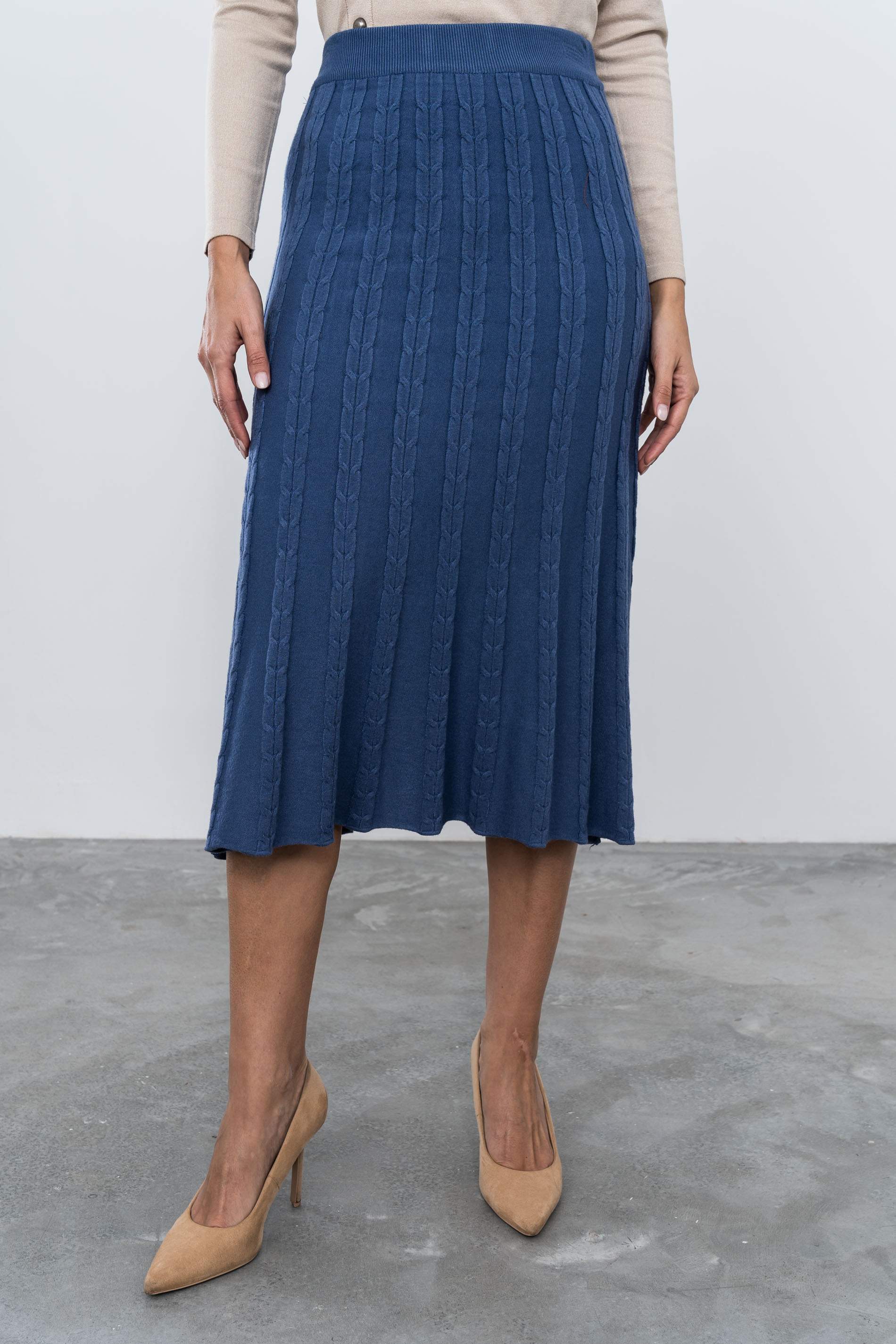 FALDA PUNTO OCHOS AZUL