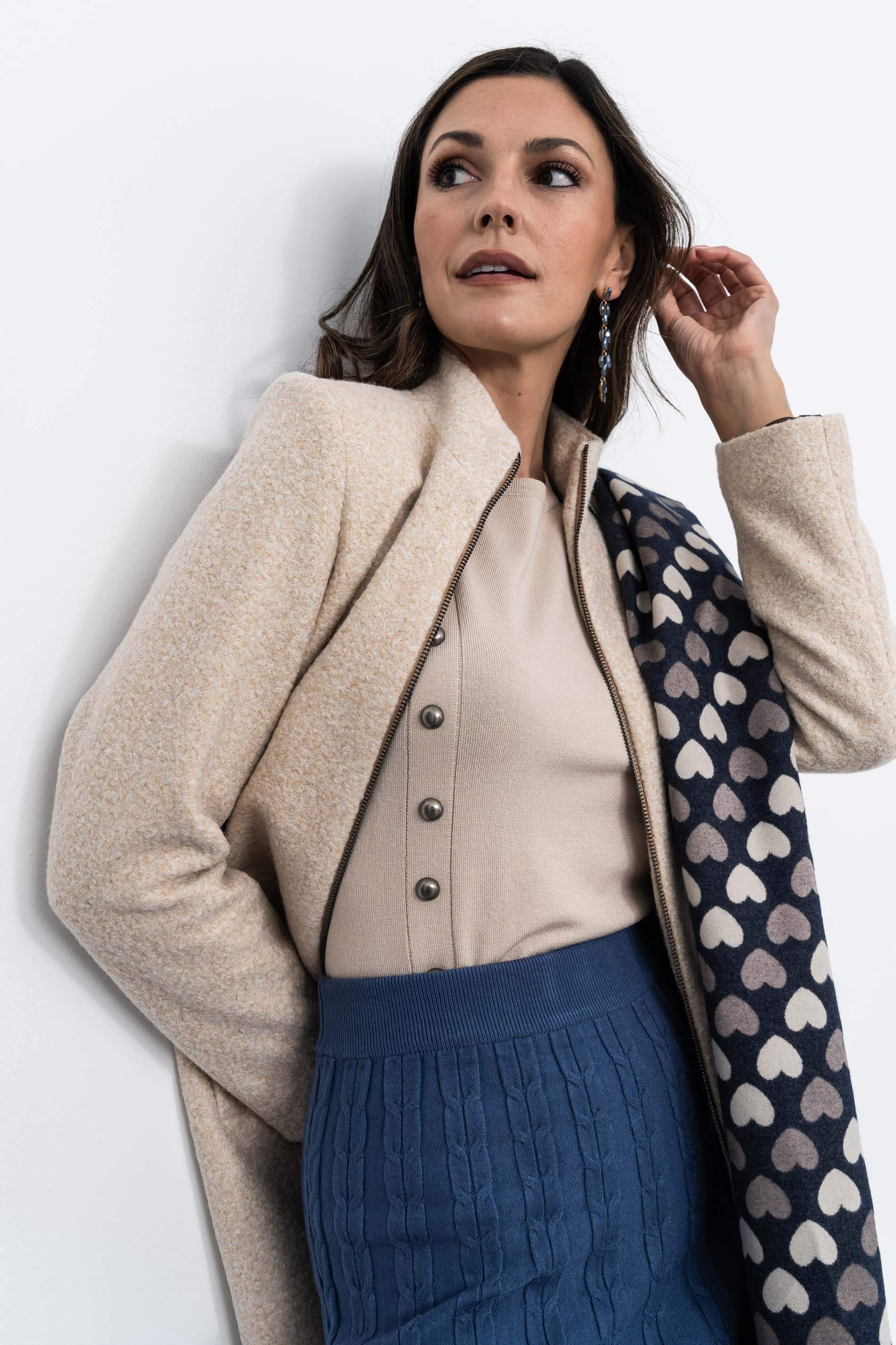 FALDA PUNTO OCHOS AZUL