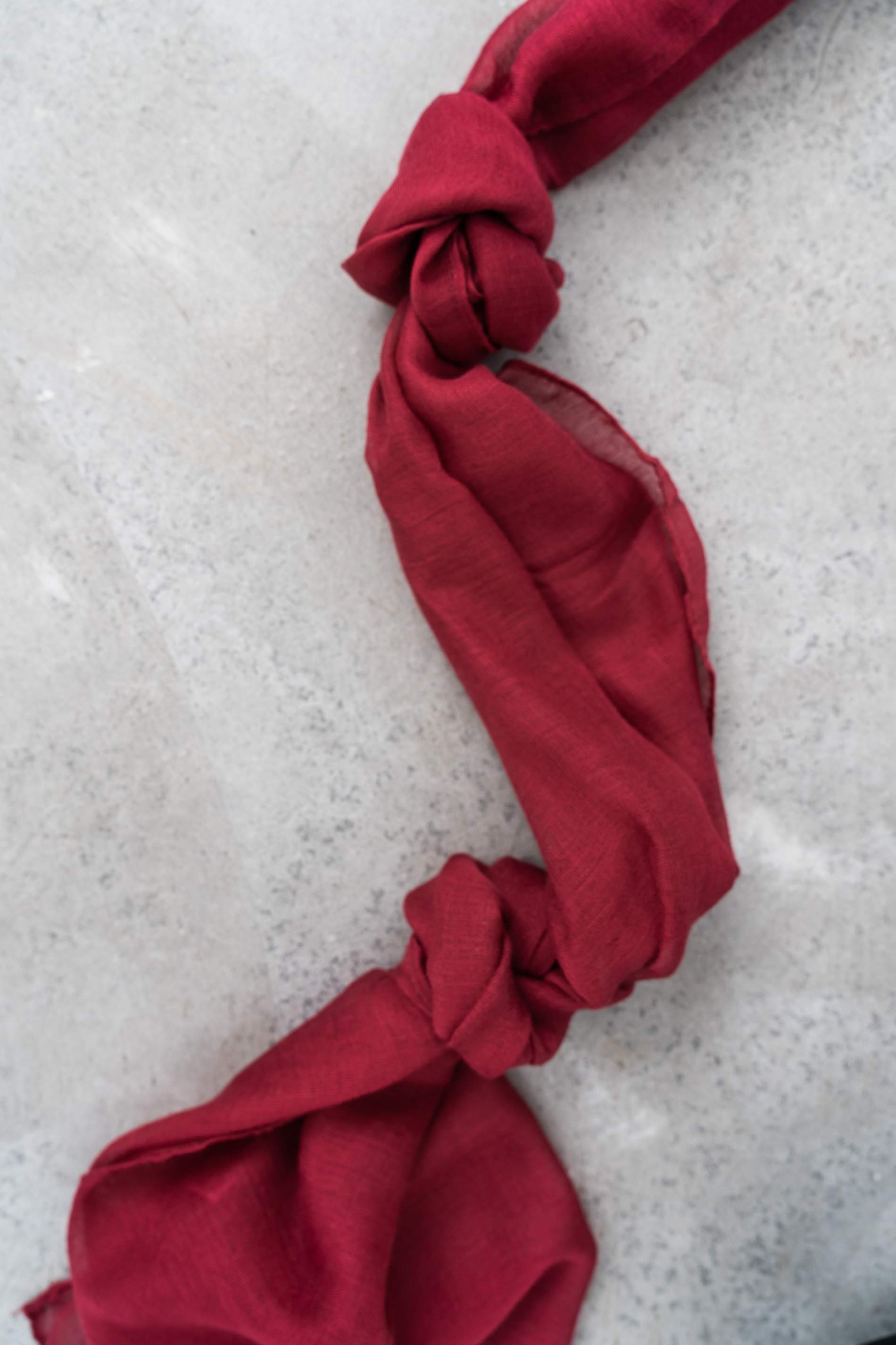 FOULARD BÁSICO COLOR GRANATE