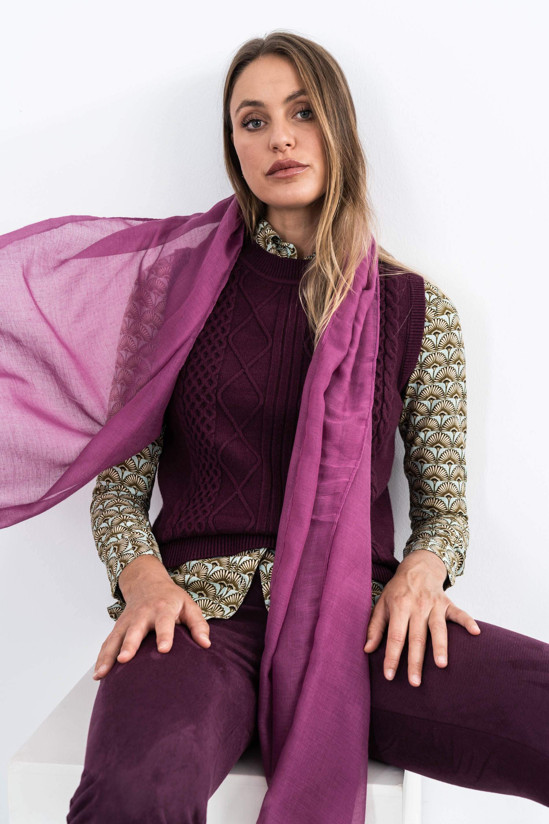 FOULARD BÁSICO COLOR BERENJENA
