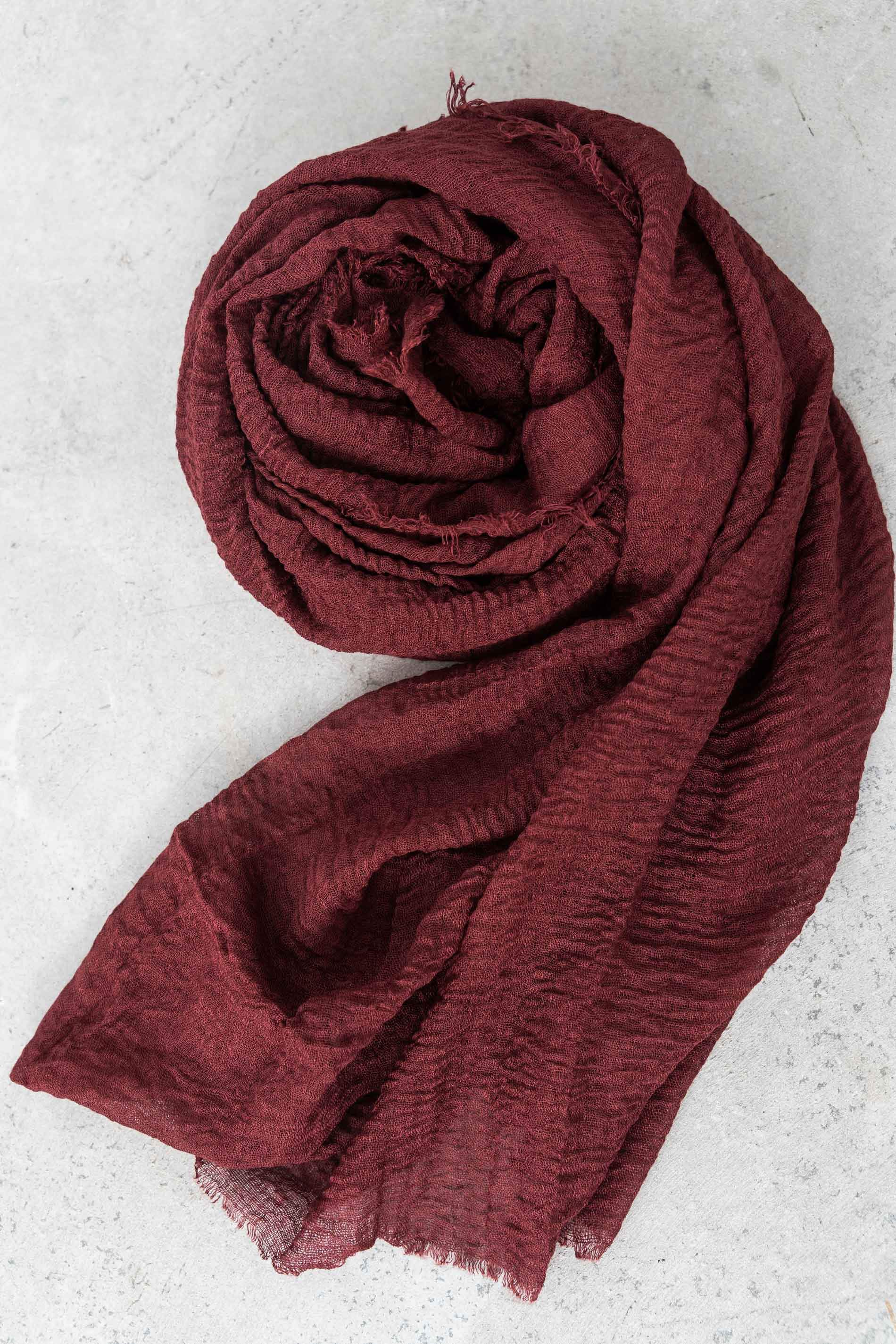FOULARD BÁSICO RUGOSO COLOR GRANATE