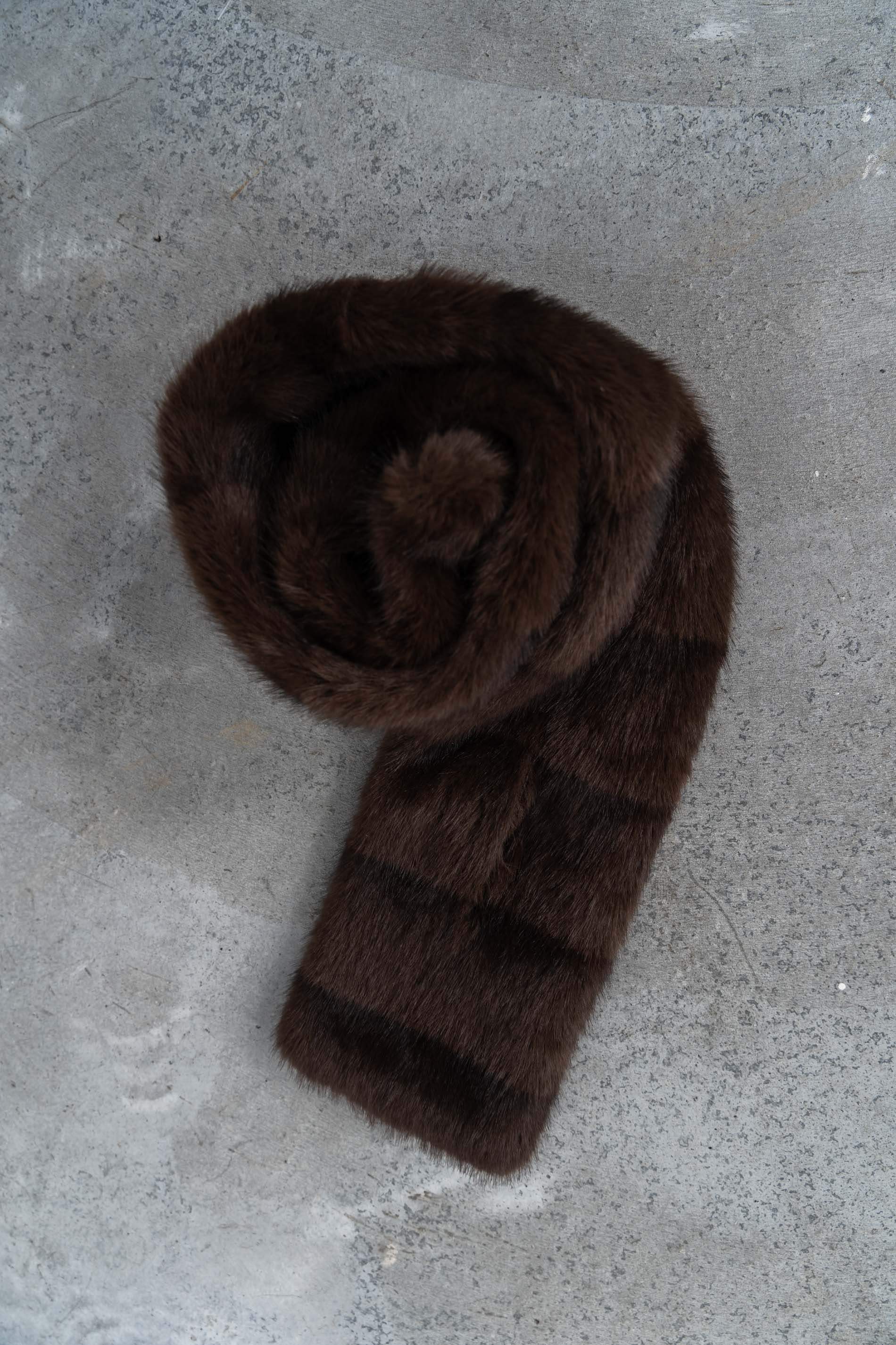 CUELLO OJAL CHOCOLATE