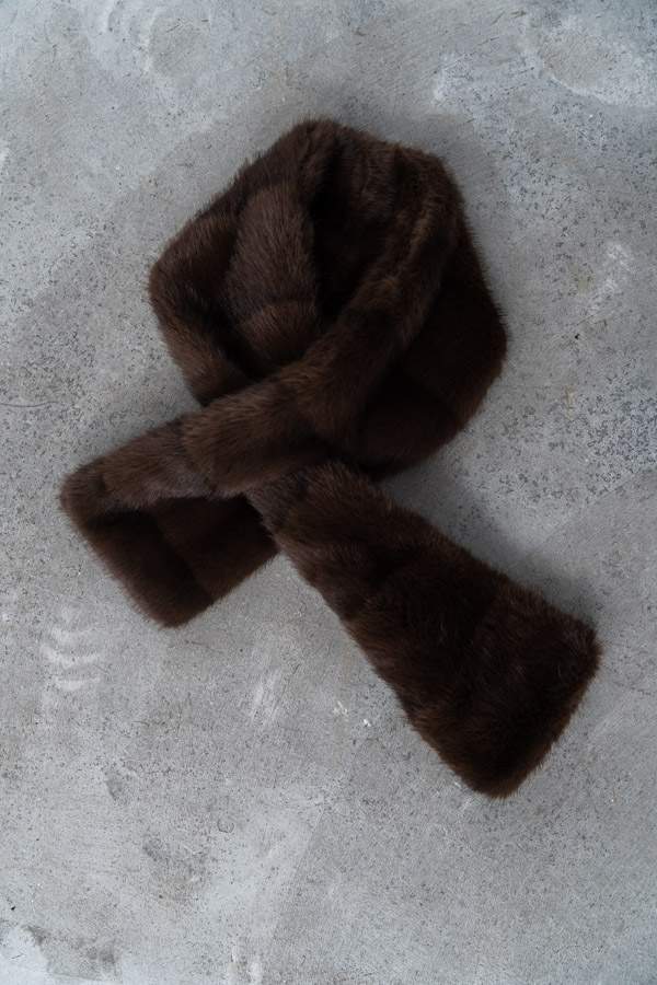 CUELLO OJAL CHOCOLATE