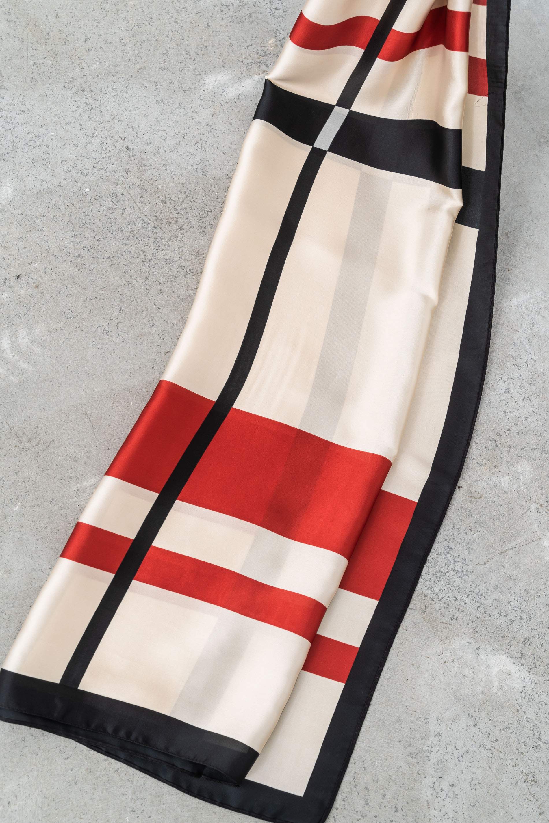 FOULARD EFECTO SEDA CUADROS