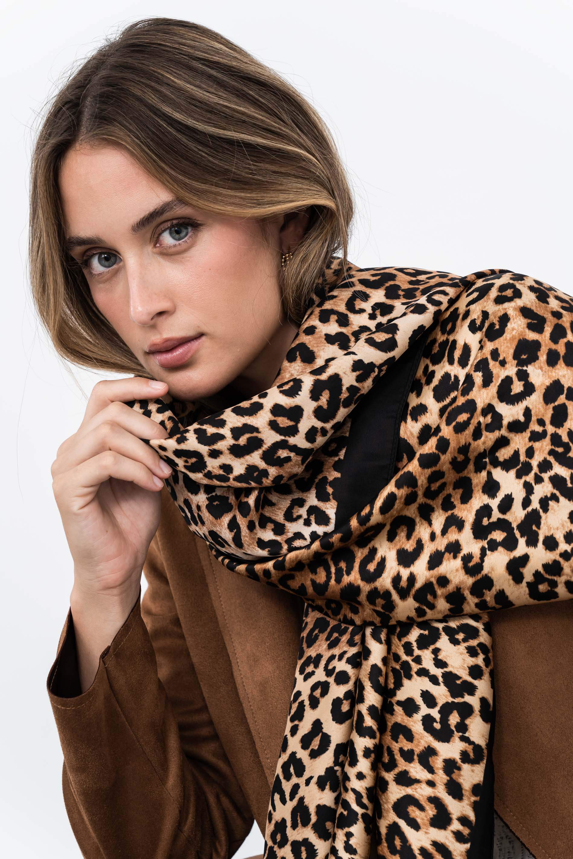FOULARD EFECTO SEDA ANIMAL