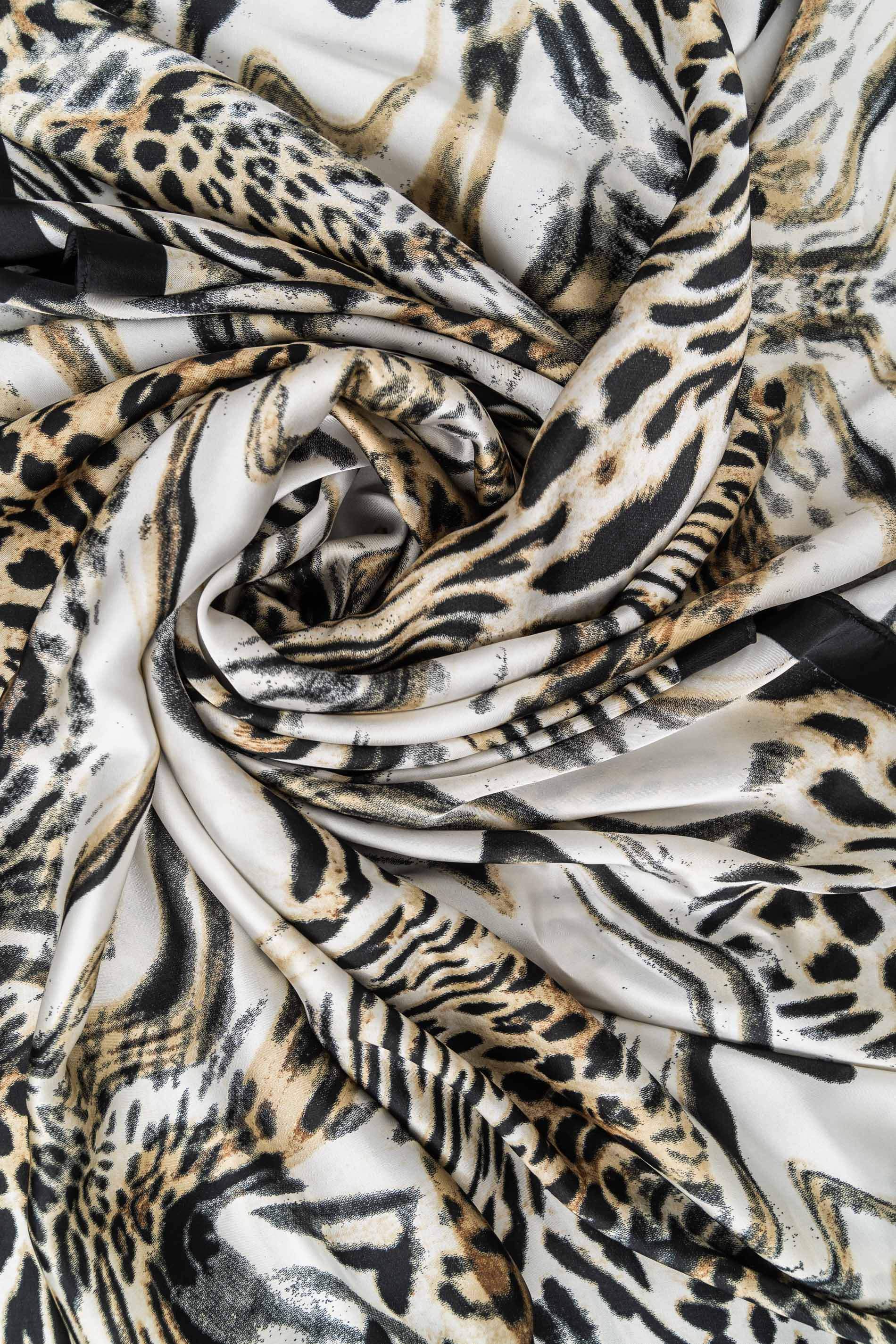 FOULARD EFECTO SEDA ANIMAL BEIGE