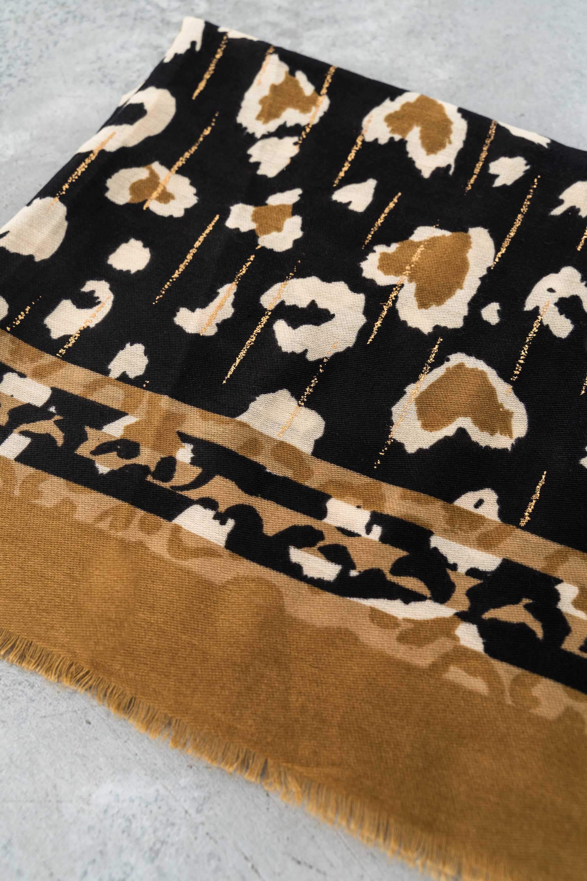 FOULARD ESTAMPADO ANIMAL ORO NEGRO