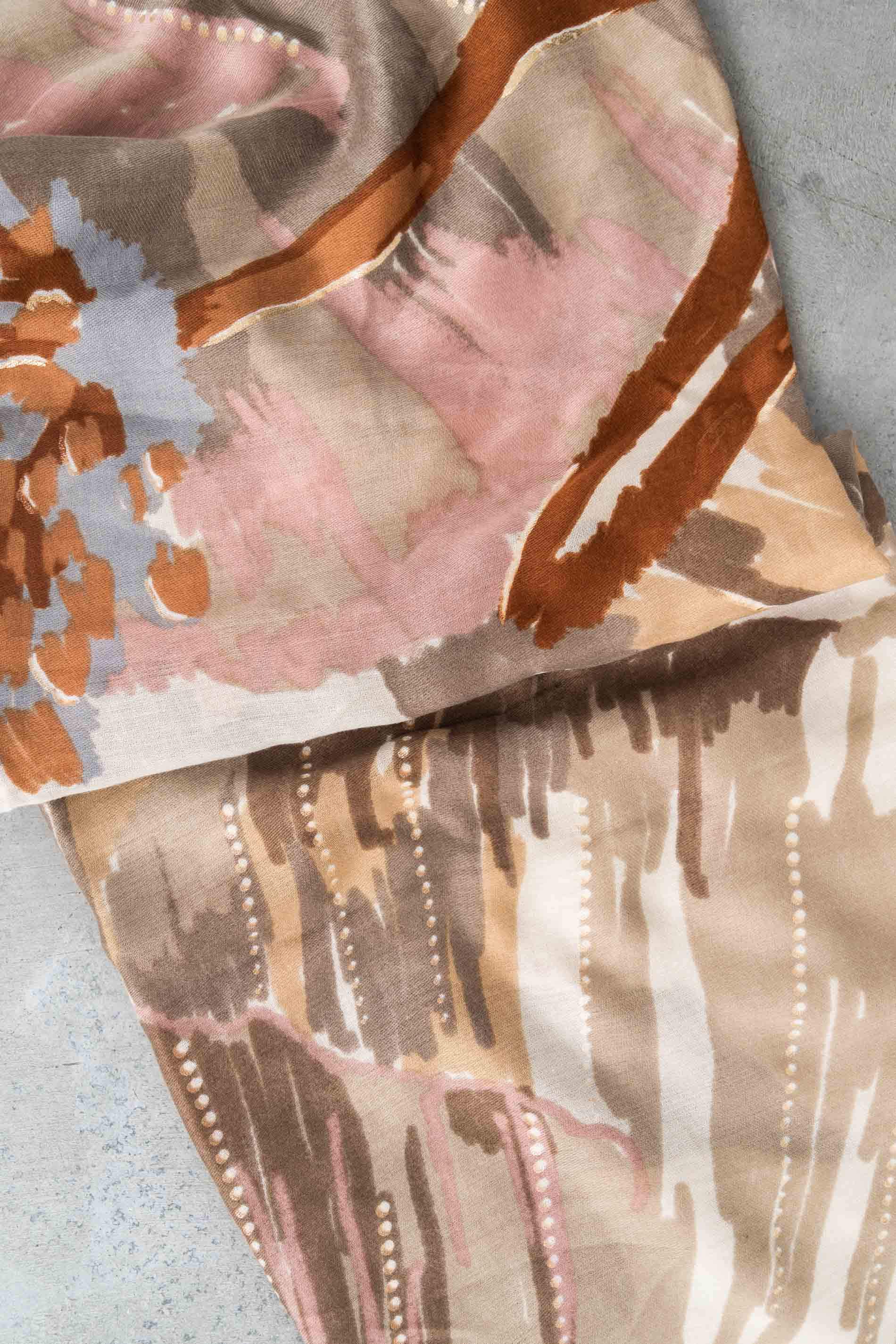 FOULARD FLOR DETALLE ORO BEIGE