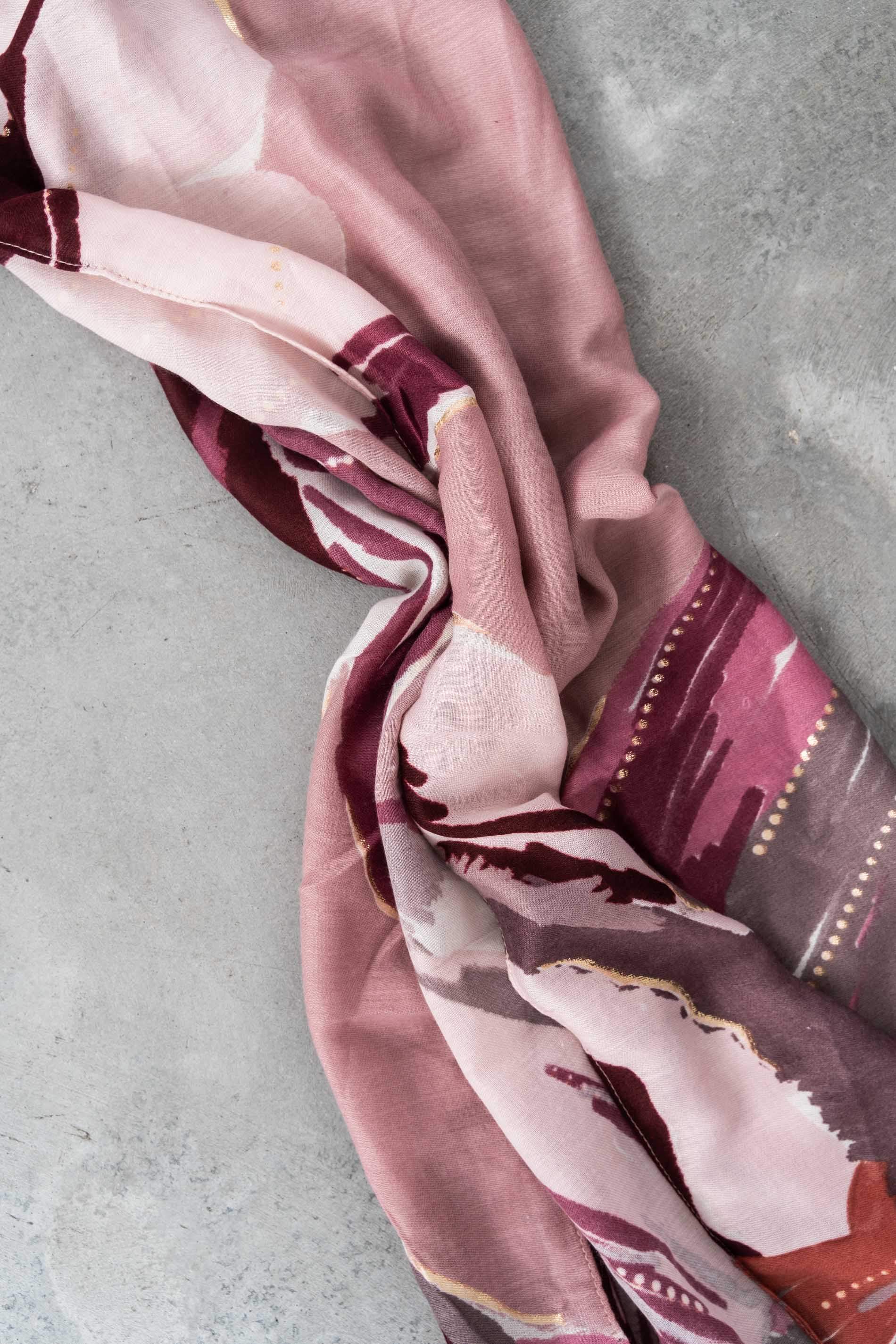 FOULARD FLOR DETALLE ORO BURDEOS