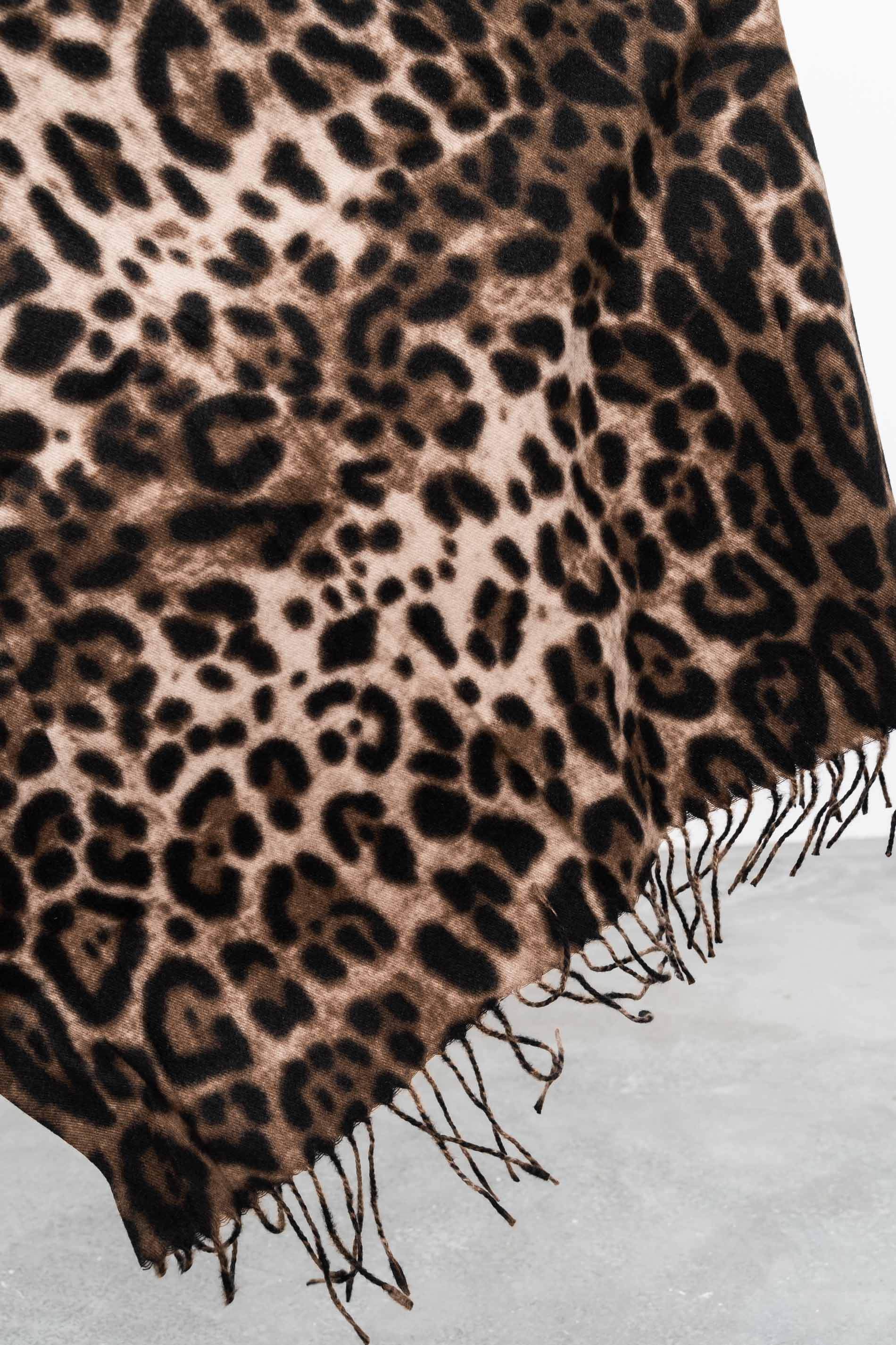 ESTOLA CÁLIDA ANIMAL NEGRO