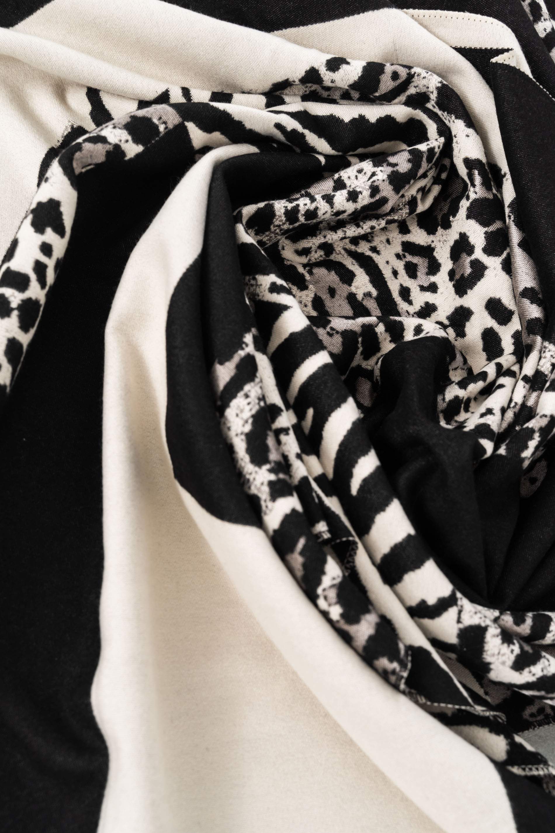 ESTOLA PATCHWORD ANIMAL NEGRO