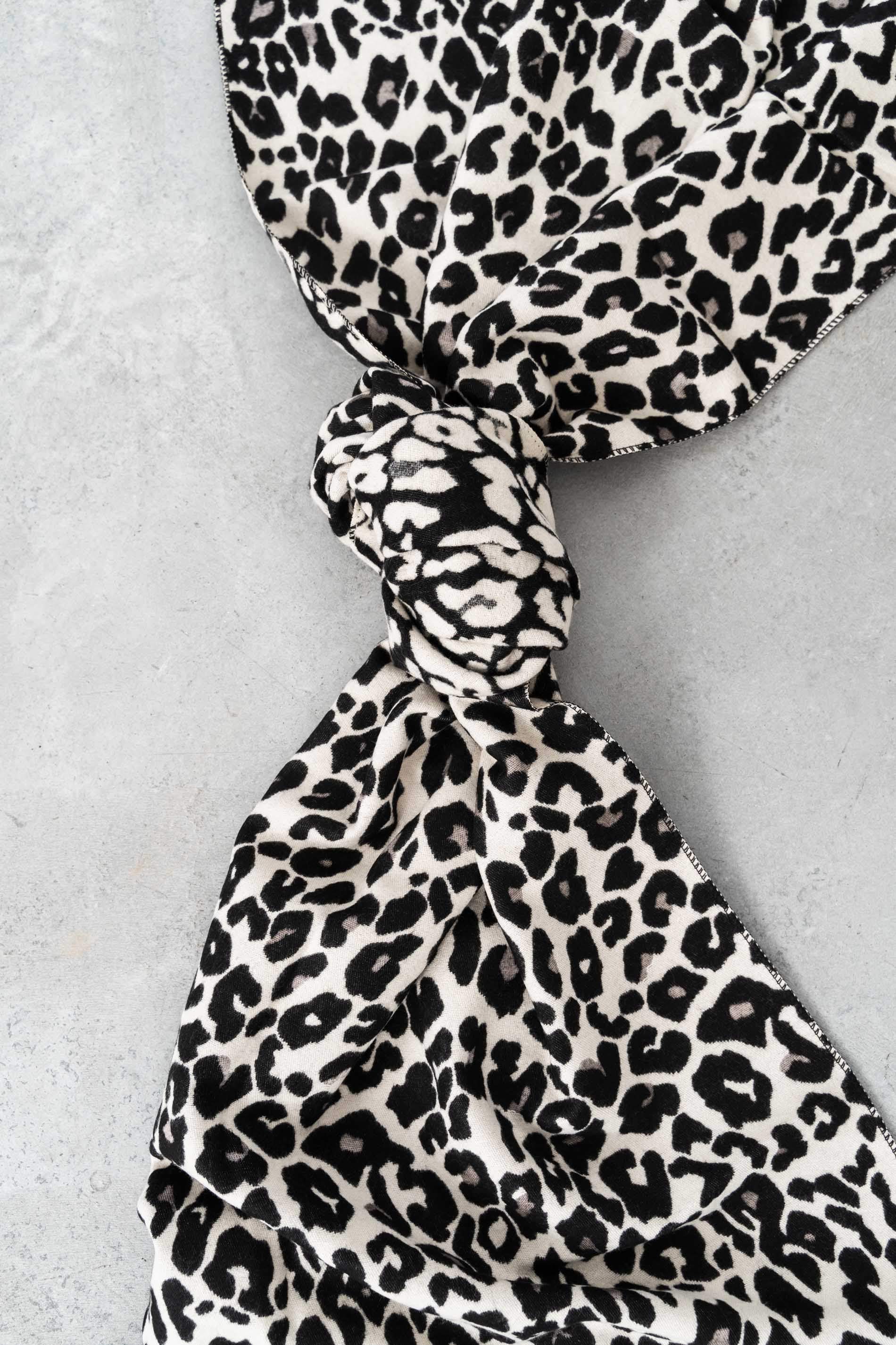 ESTOLA REVERSIBLE ANIMAL NEGRO