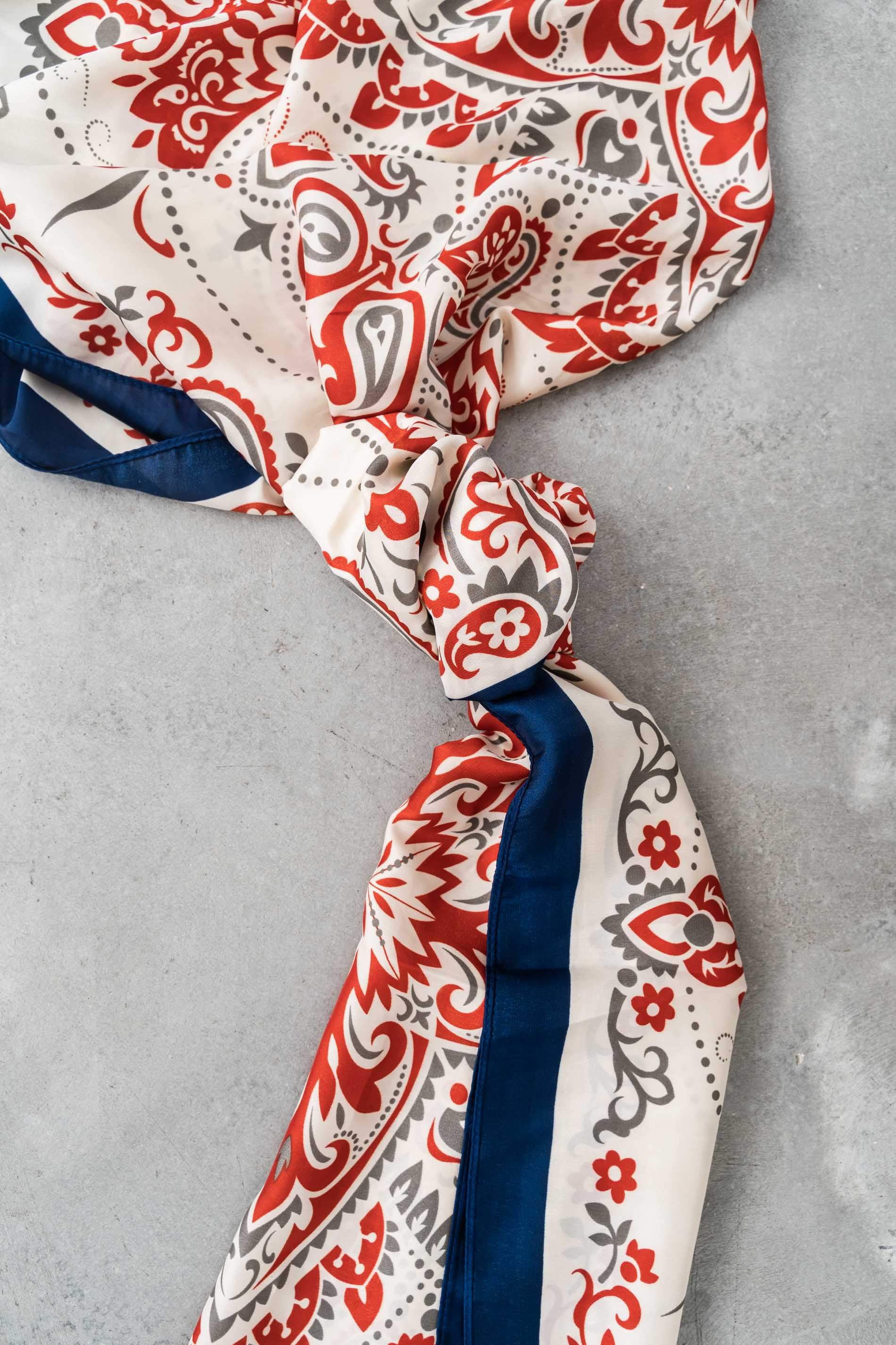 FOULARD EFECTO SEDA CACHEMIRE