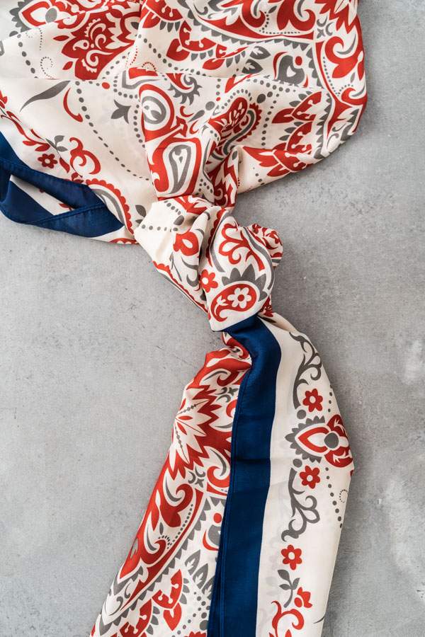 FOULARD EFECTO SEDA CACHEMIRE