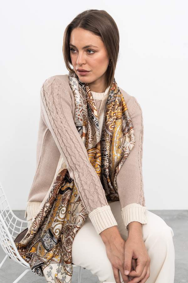FOULARD EFECTO SEDA JINETE BEIGE