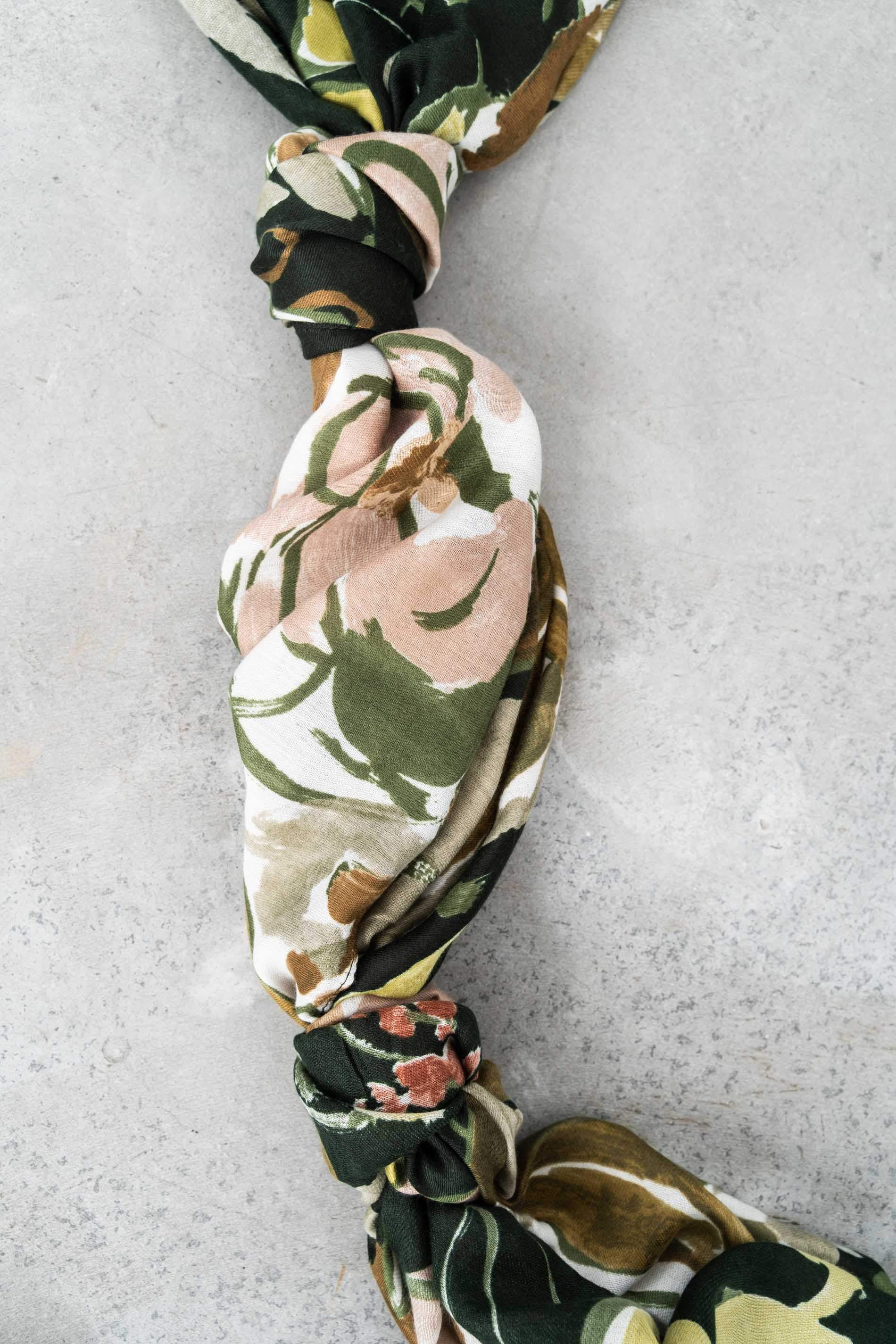 FOULARD FLOR PINCELADA VERDE