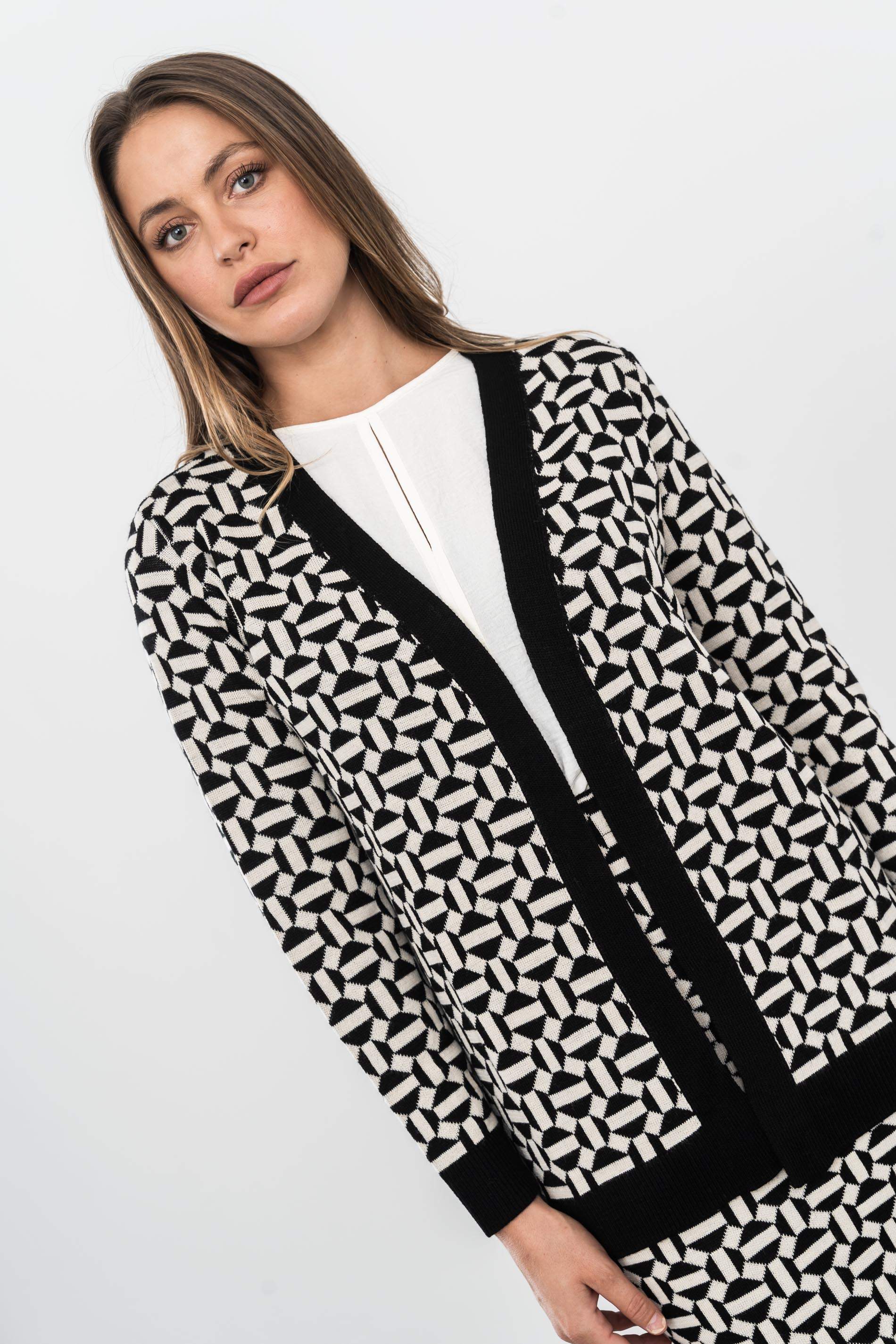 CHAQUETA GEOMÉTRICOS NEGRO