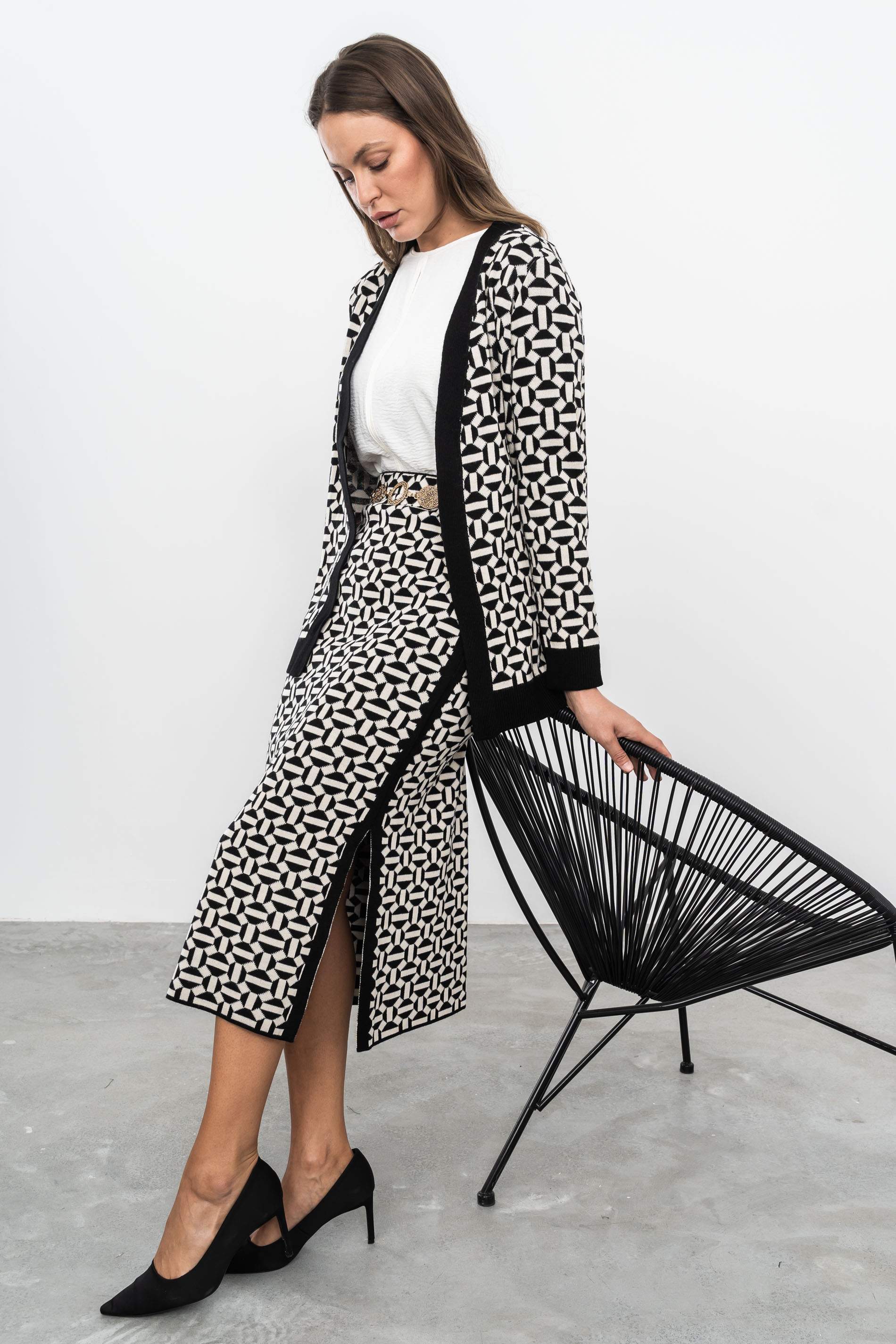 CHAQUETA GEOMÉTRICOS NEGRO