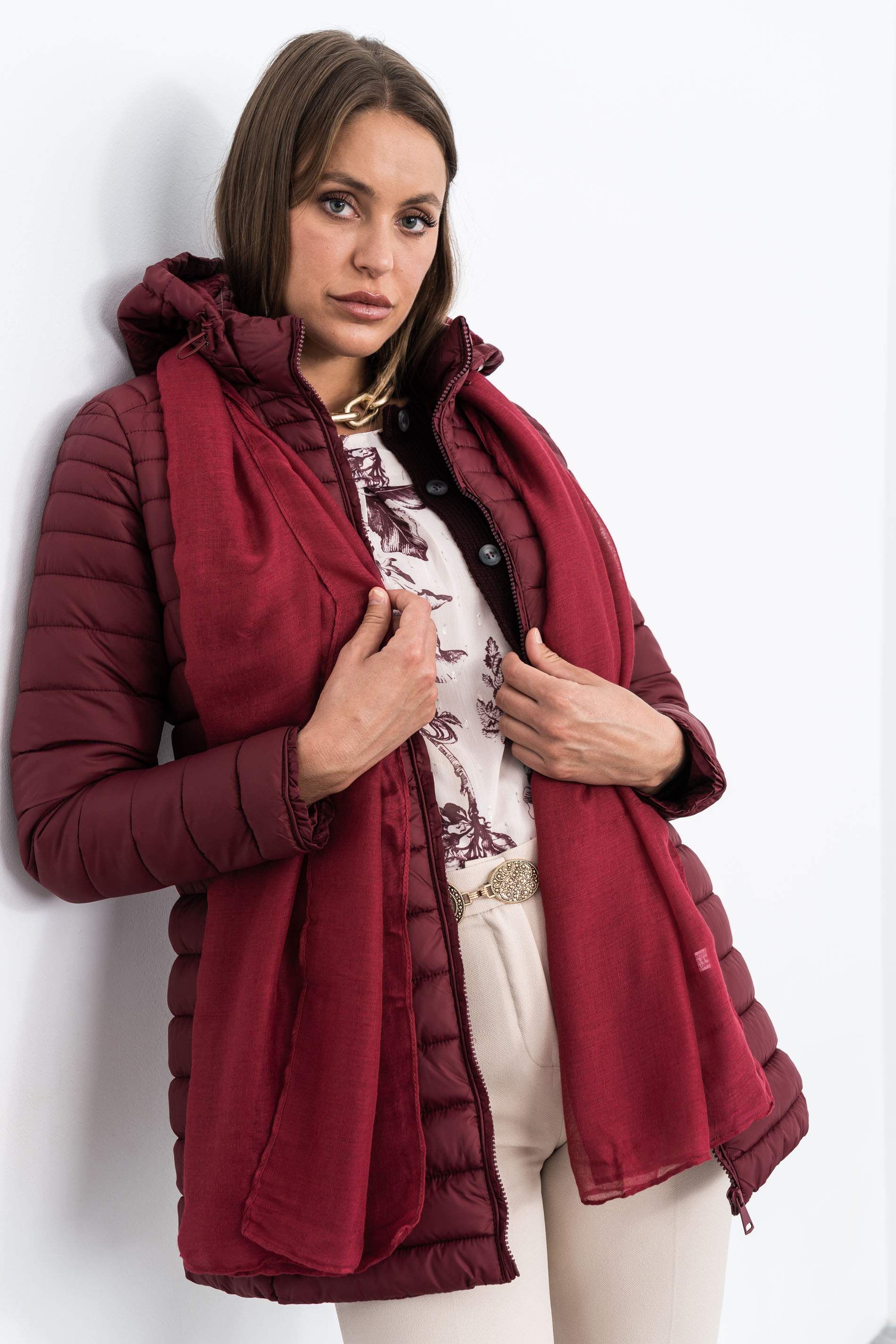 CHAQUETA PUÑOS OCHITOS GRANATE
