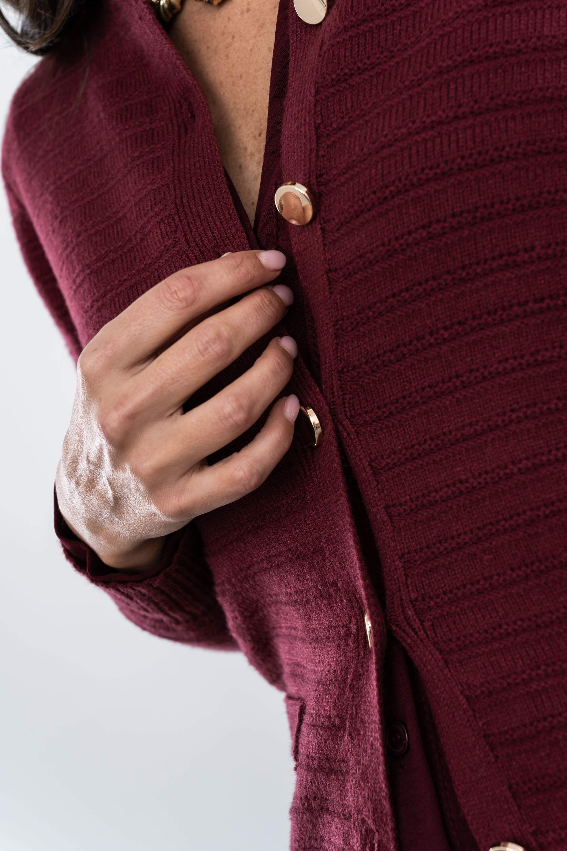 CHAQUETA BOTONES ORO BURDEOS