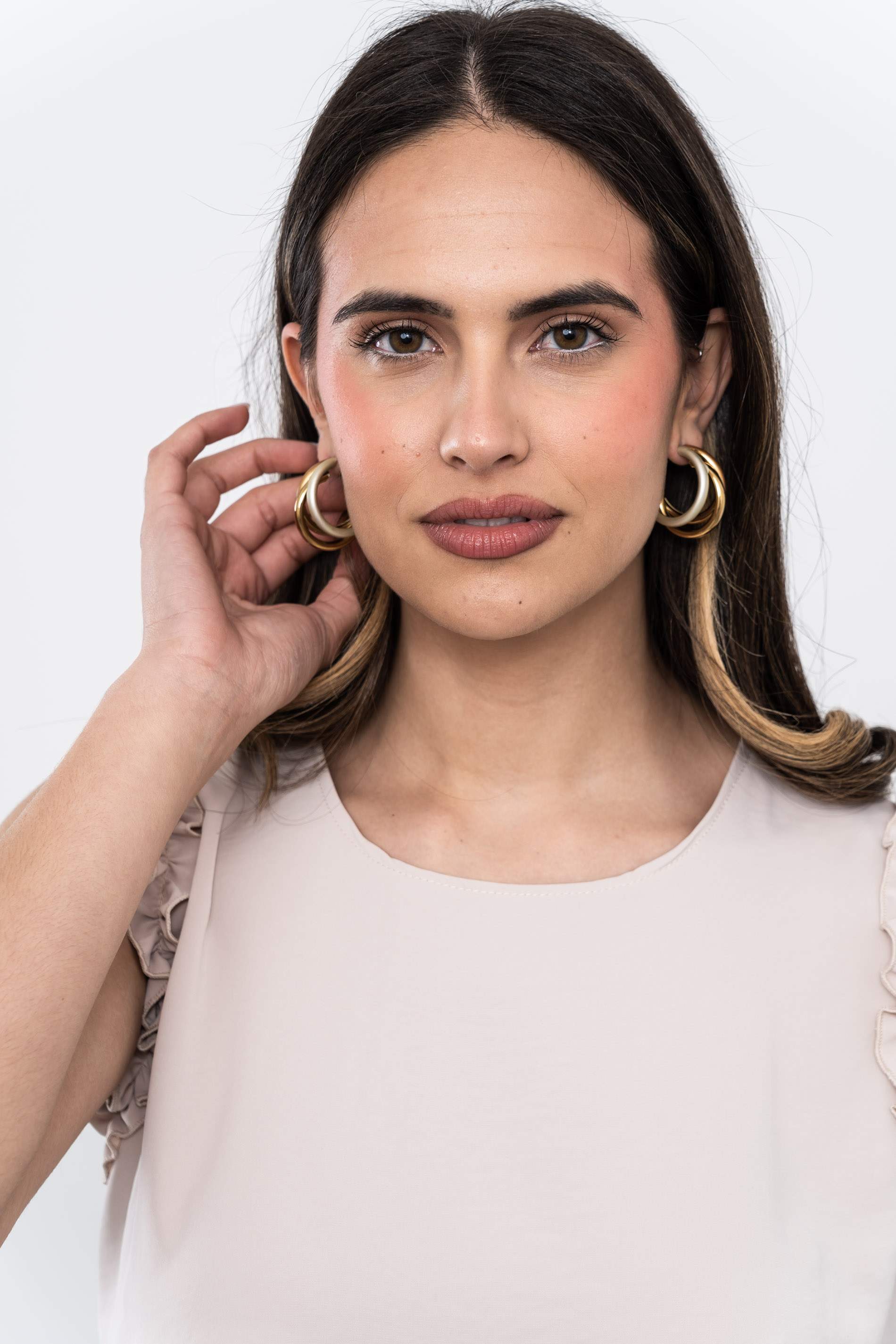 BLUSA VOLANTITOS BEIGE