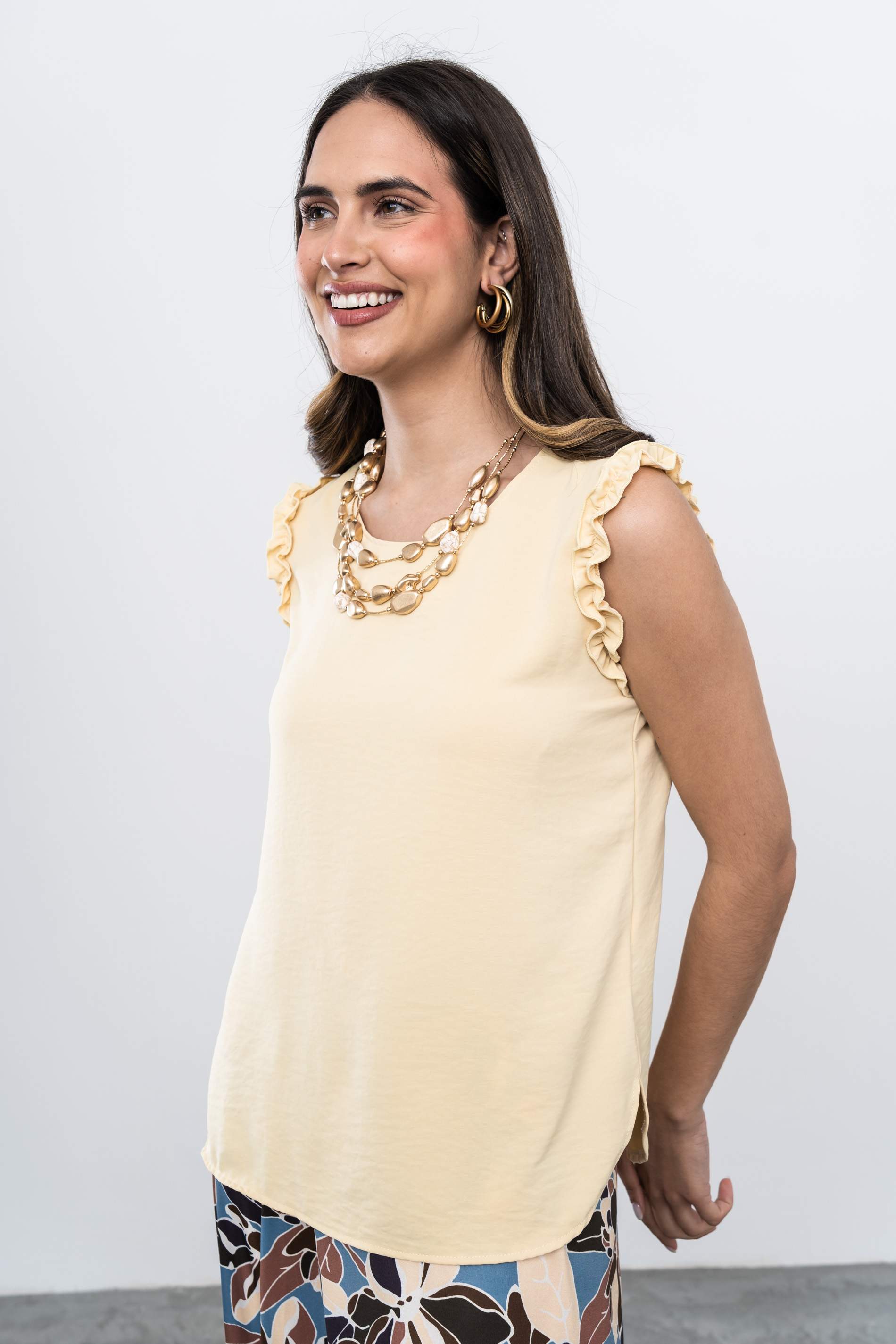 BLUSA VOLANTITOS VAINILLA