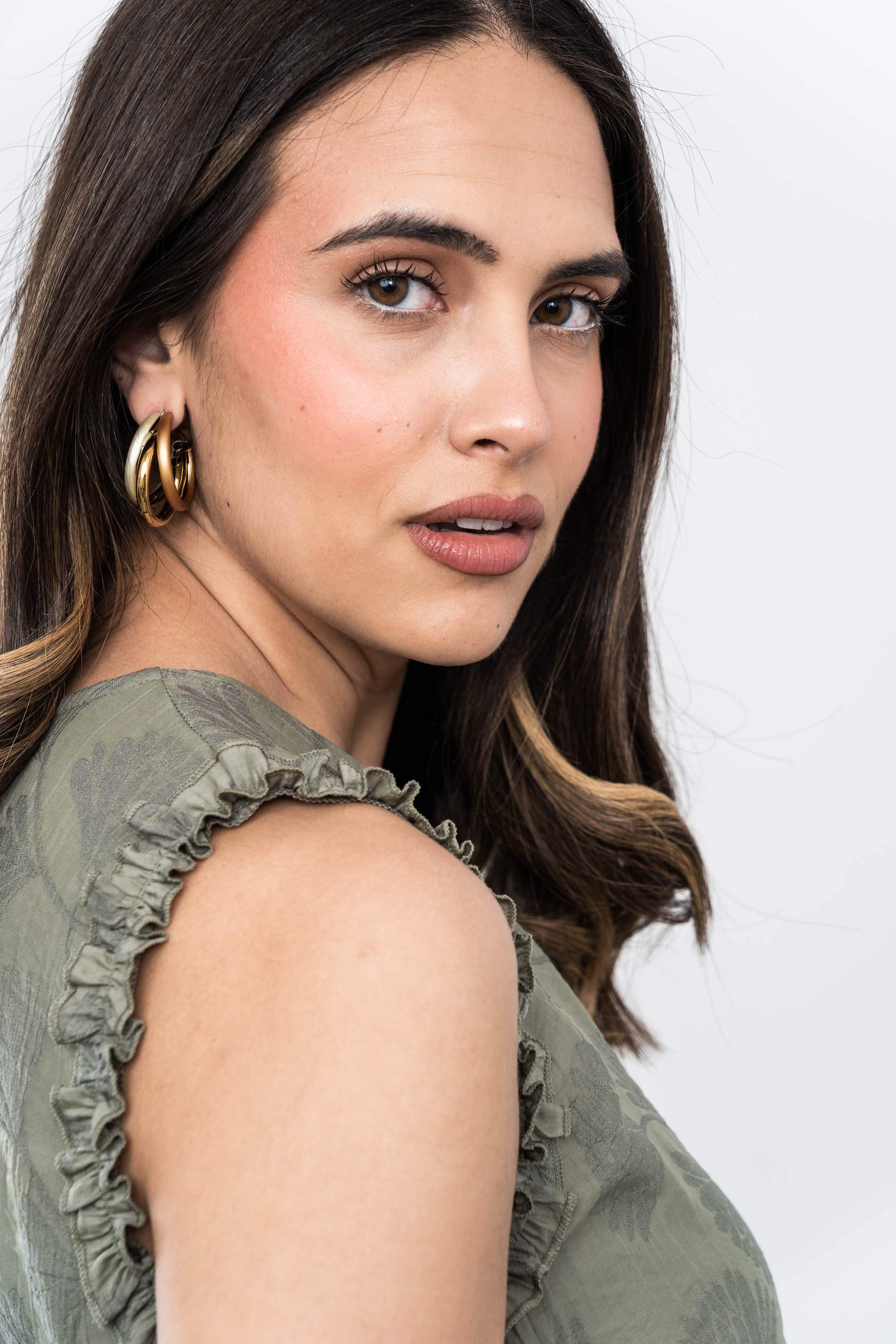 BLUSA VOLANTITOS JACQUARD KAKI